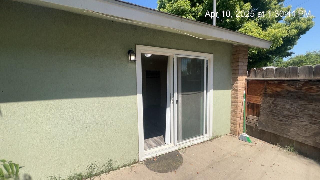 1911 W Princeton Ave, Visalia, CA 93277