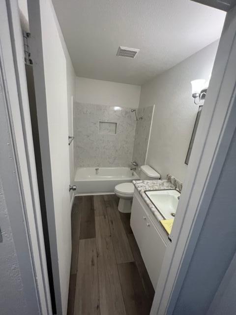 1911 W Princeton Ave, Visalia, CA 93277