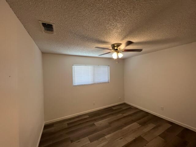 1911 W Princeton Ave, Visalia, CA 93277