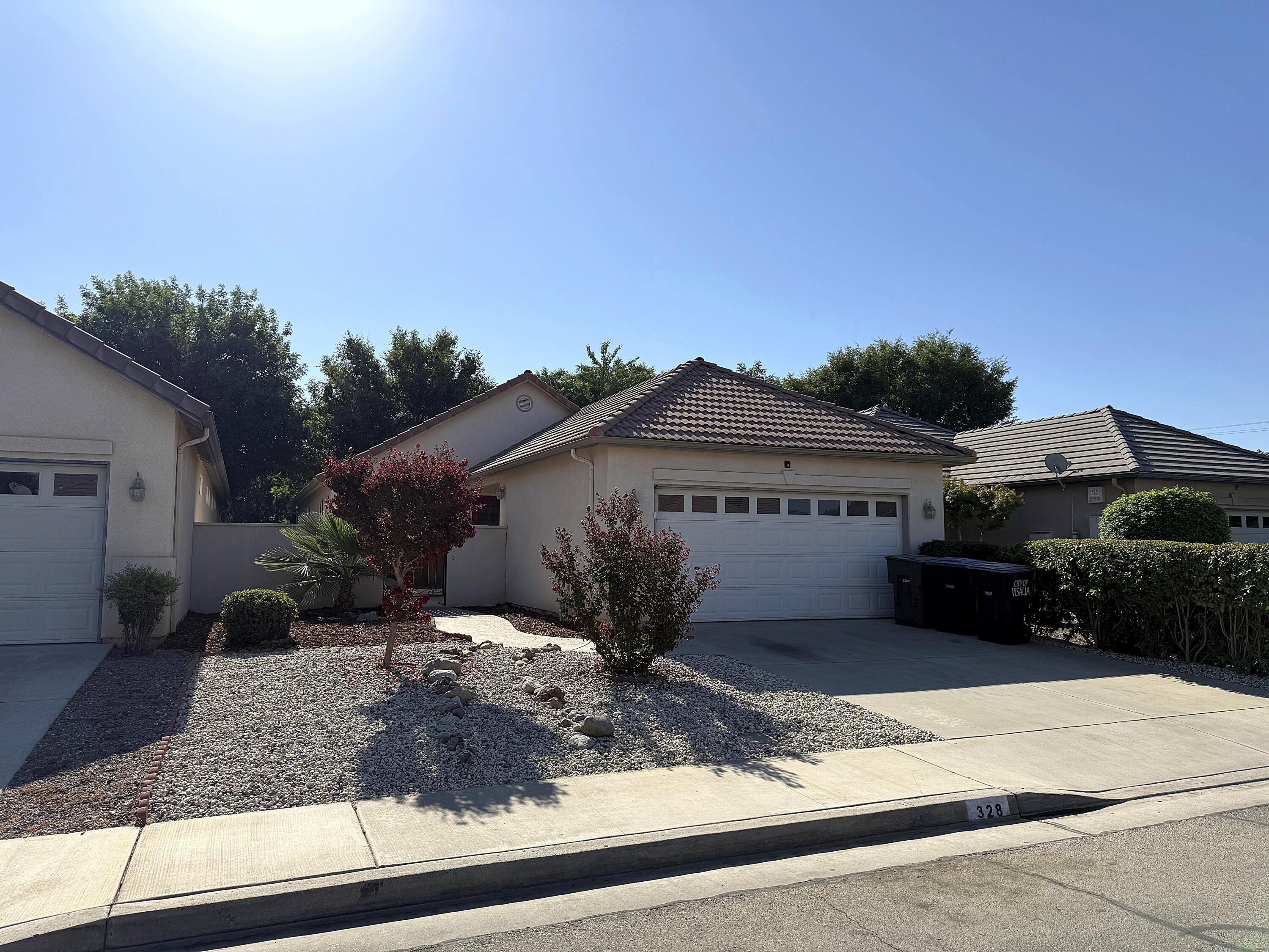328 S Holland, Visalia, CA 93292