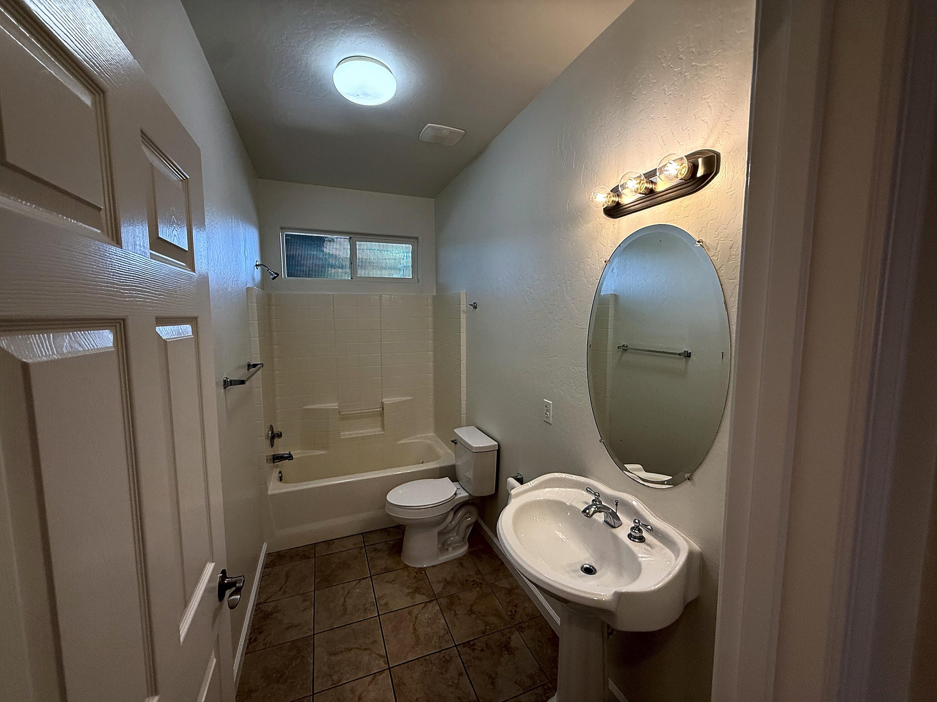 328 S Holland, Visalia, CA 93292