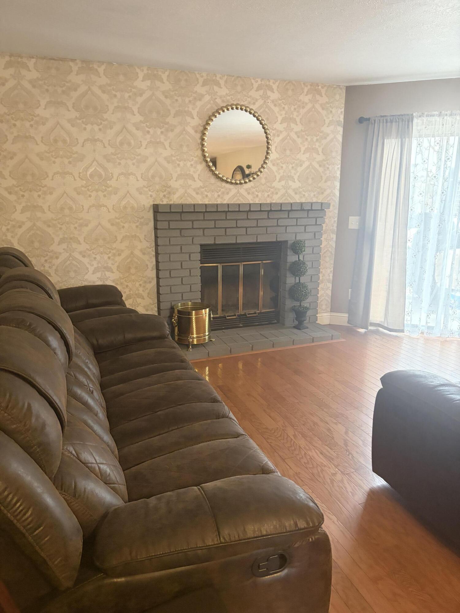 3634 W Terrace Ave, Fresno, CA 93722