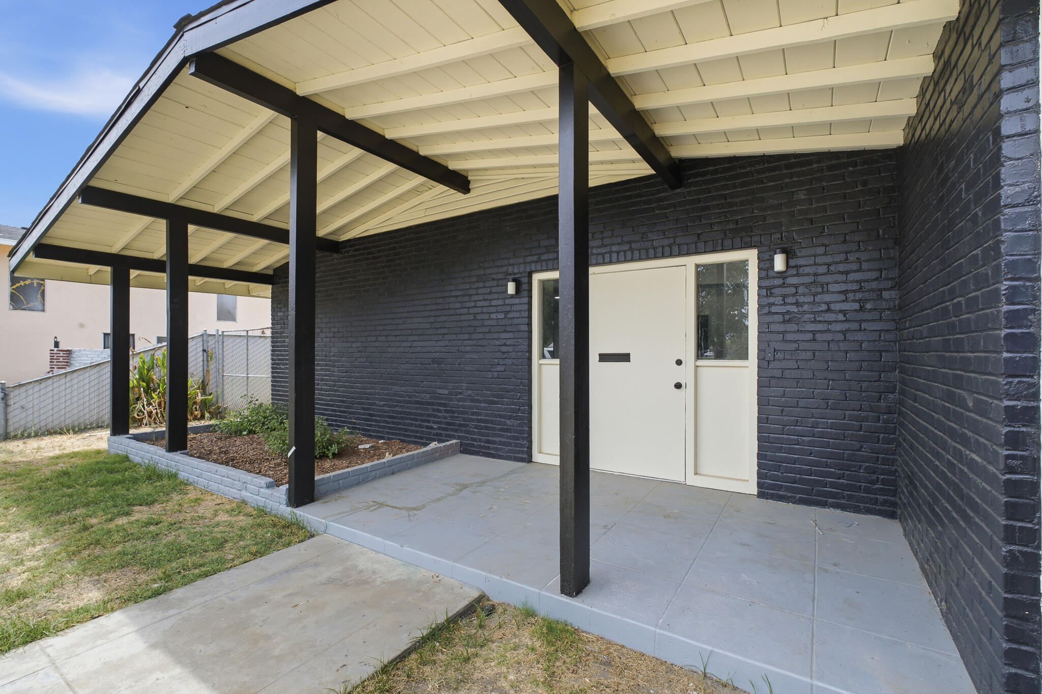 1012 Hale Ave, Corcoran, CA 93212