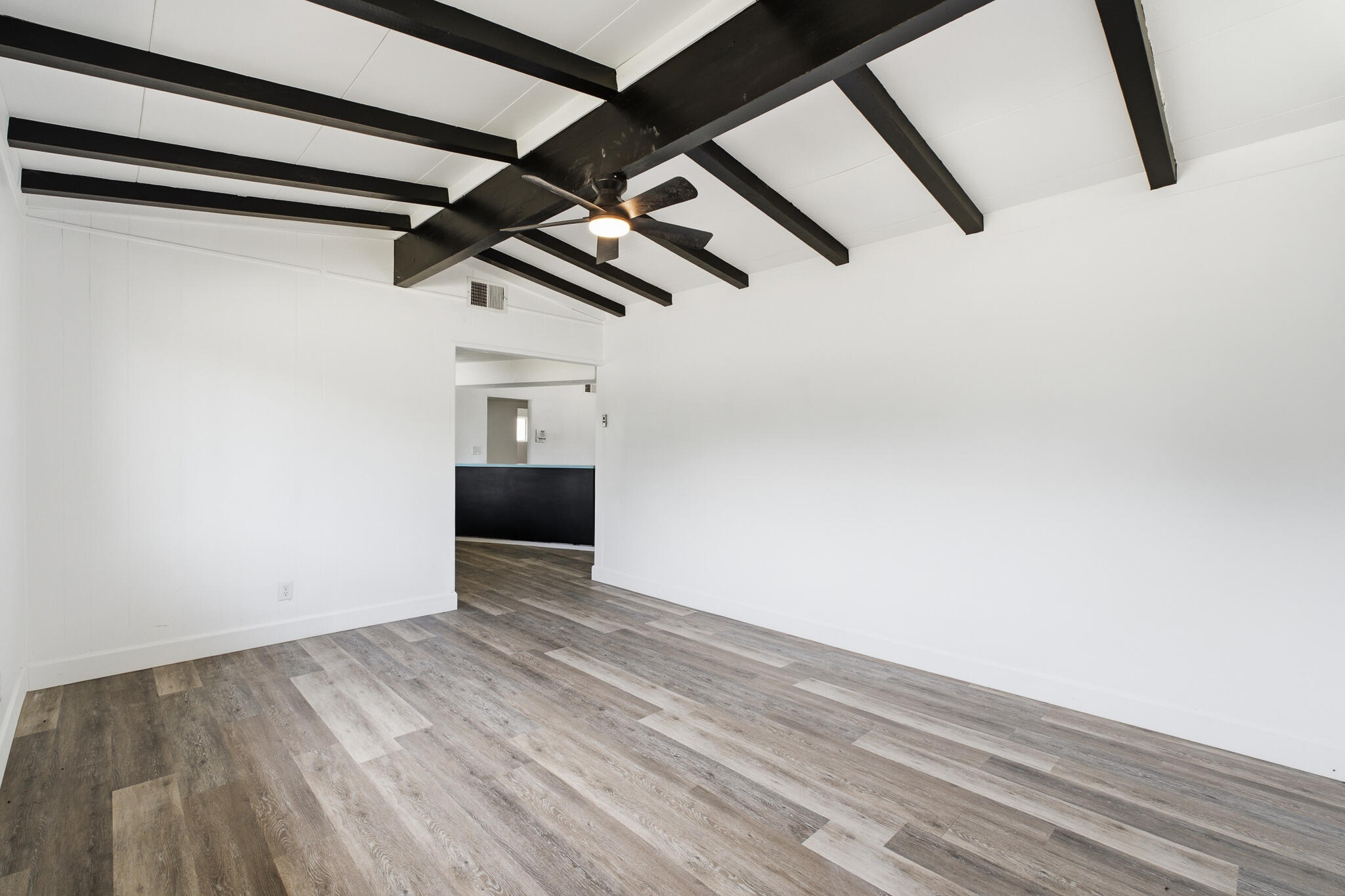 1012 Hale Ave, Corcoran, CA 93212