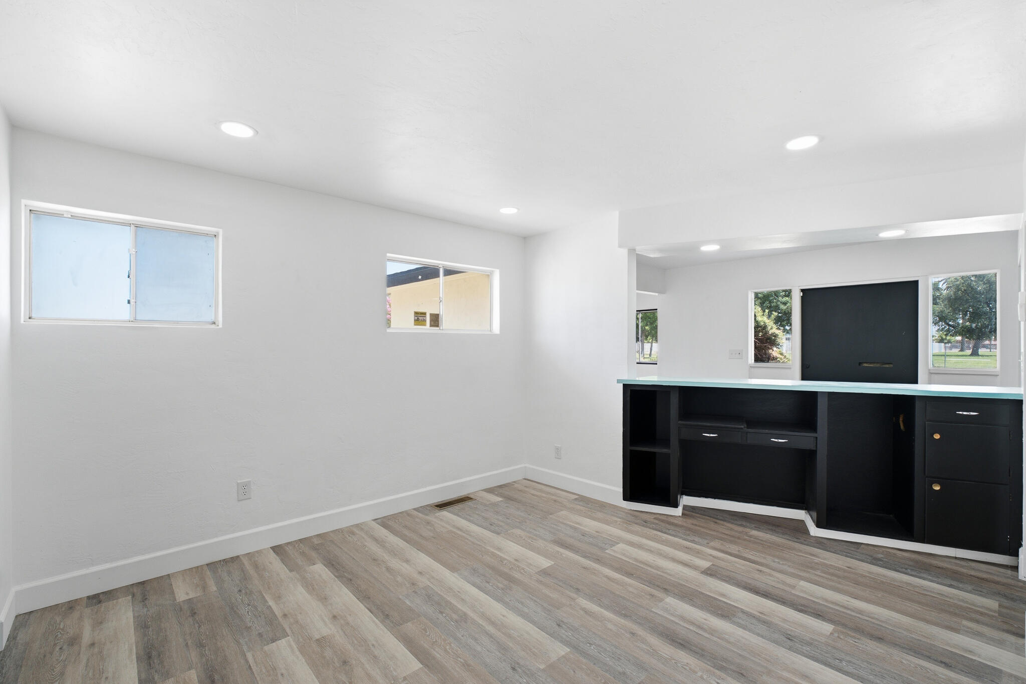 1012 Hale Ave, Corcoran, CA 93212