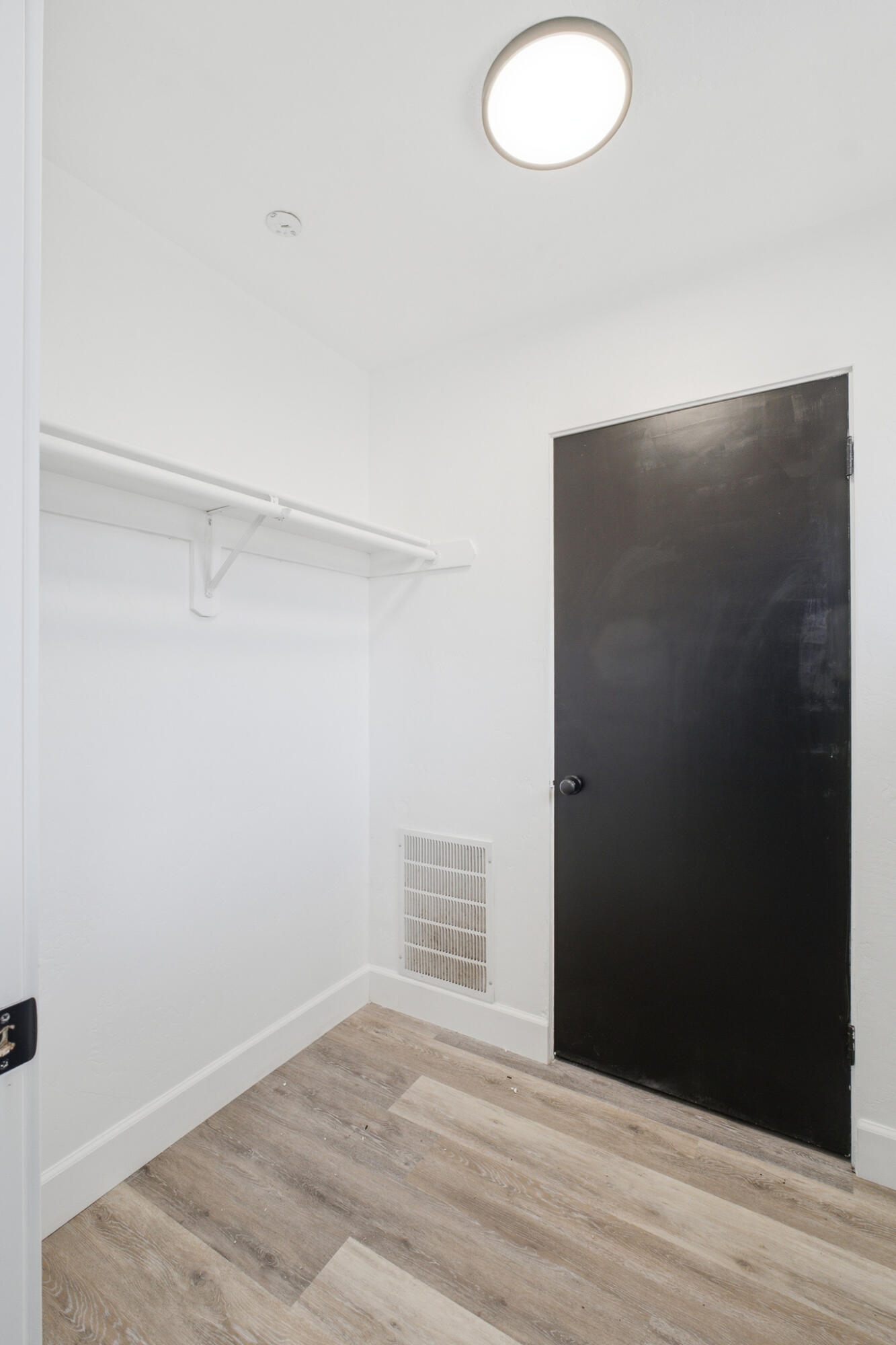 1012 Hale Ave, Corcoran, CA 93212
