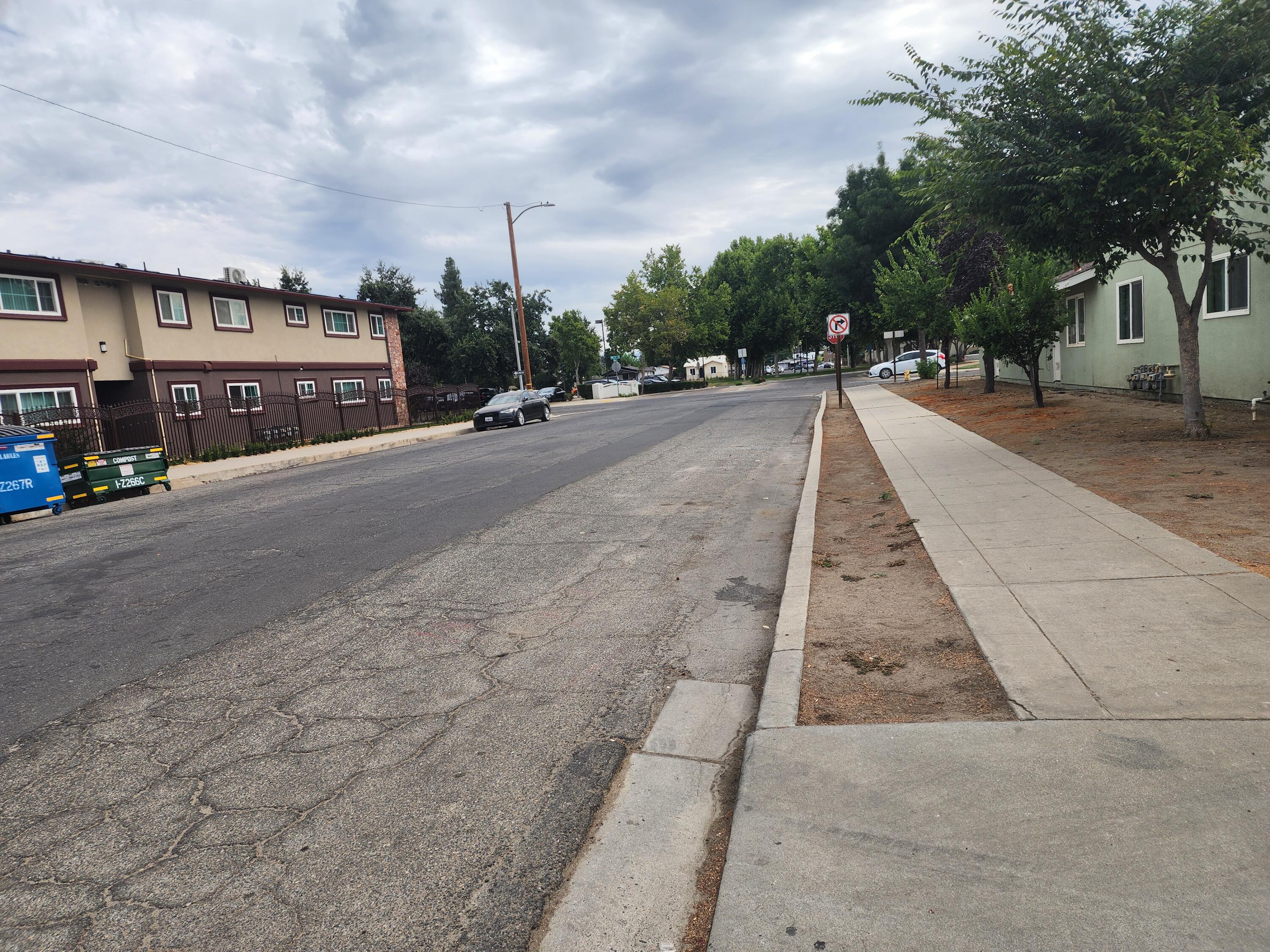 223 NW 3rd Ave, Visalia, CA 93291