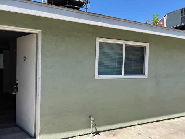 223 NW 3rd Ave, Visalia, CA 93291