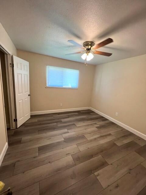 223 NW 3rd Ave, Visalia, CA 93291