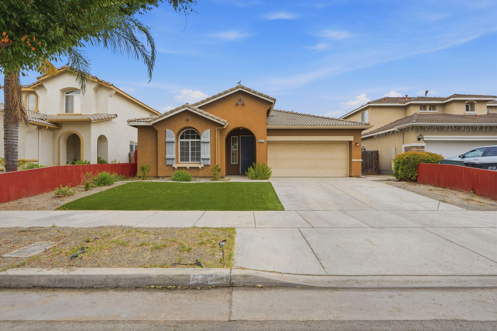 3042 W Delta Ave, Visalia, CA 93291