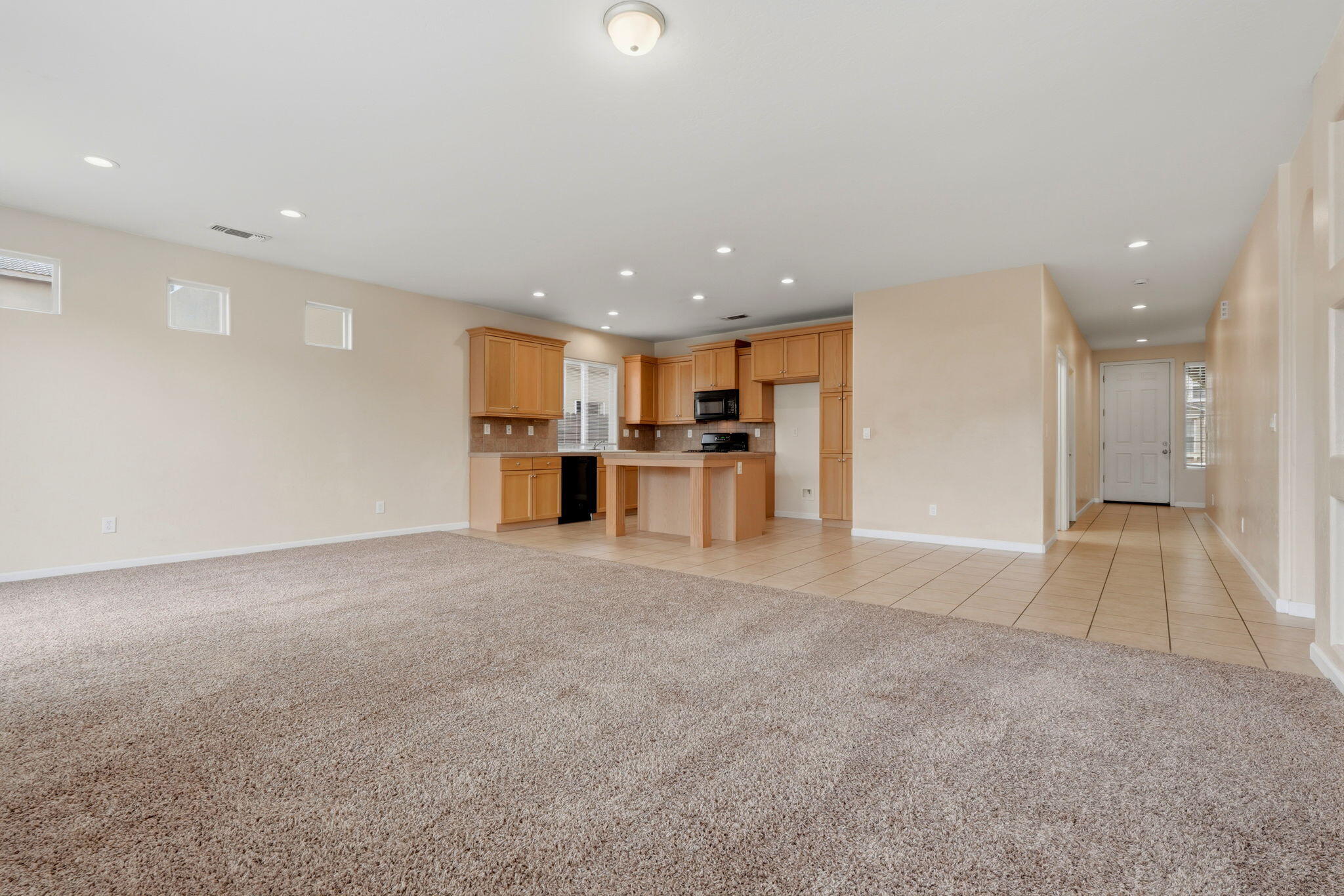3042 W Delta Ave, Visalia, CA 93291