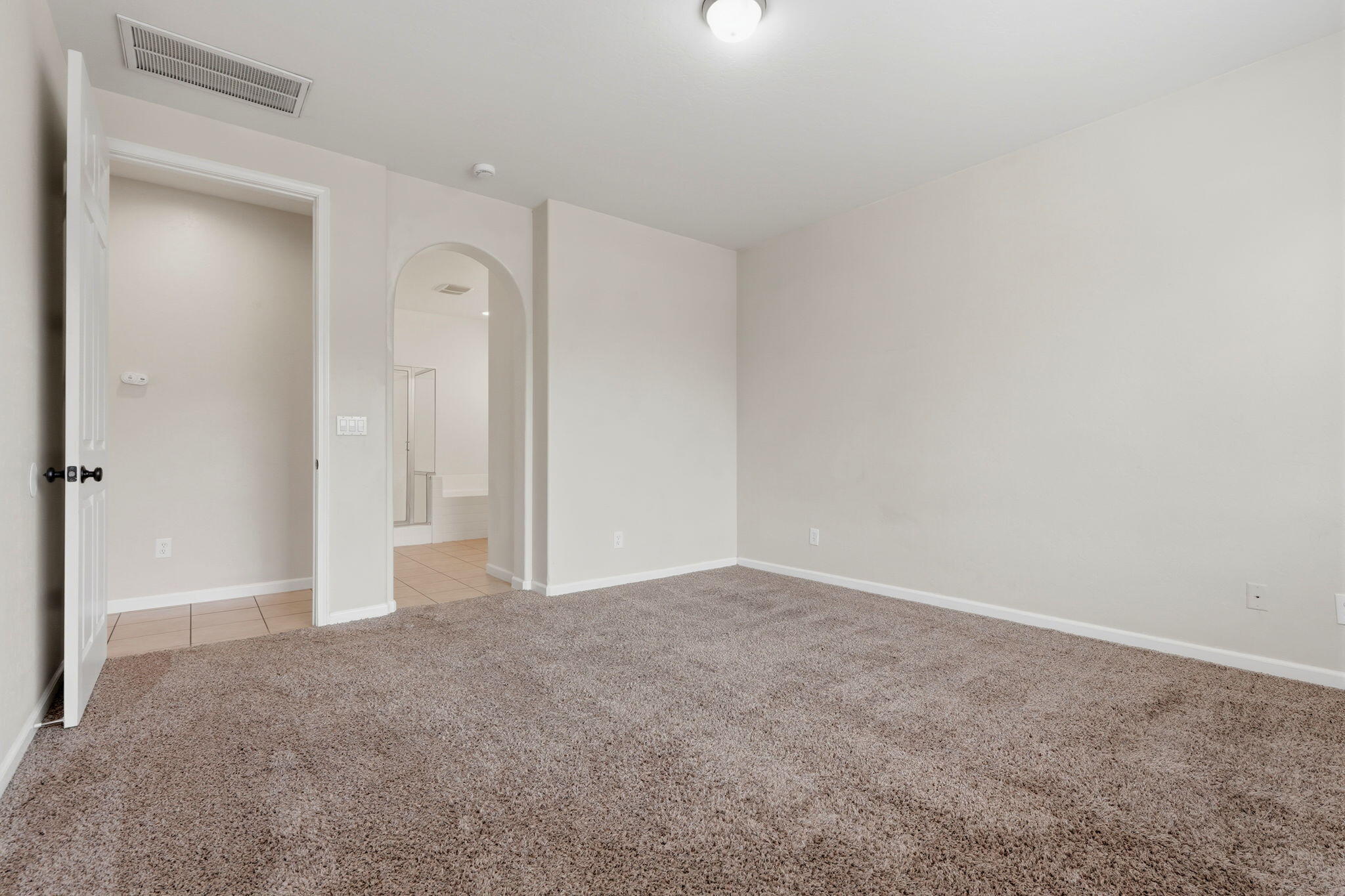 3042 W Delta Ave, Visalia, CA 93291