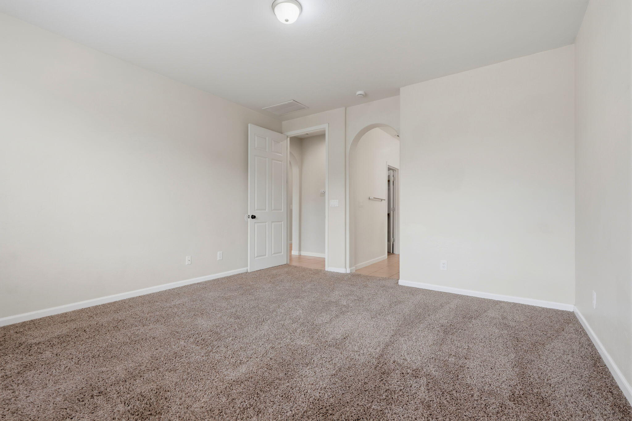3042 W Delta Ave, Visalia, CA 93291