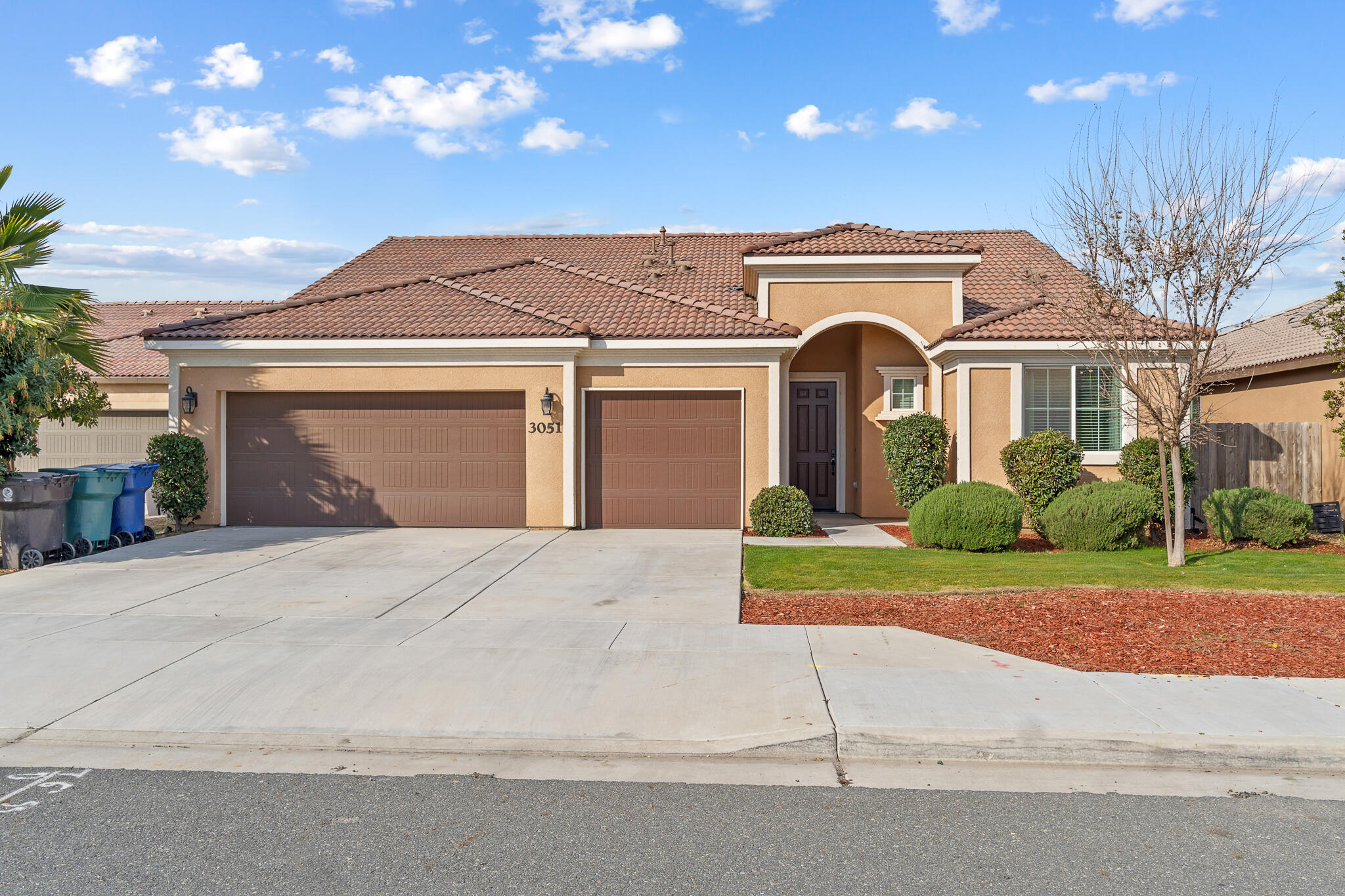 3051 Britannia St, Tulare, CA 93274