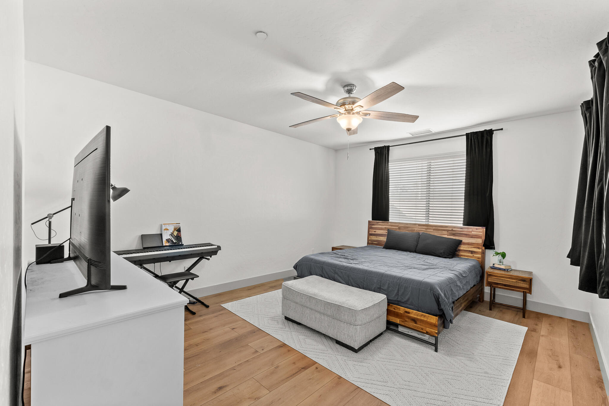 3051 Britannia St, Tulare, CA 93274