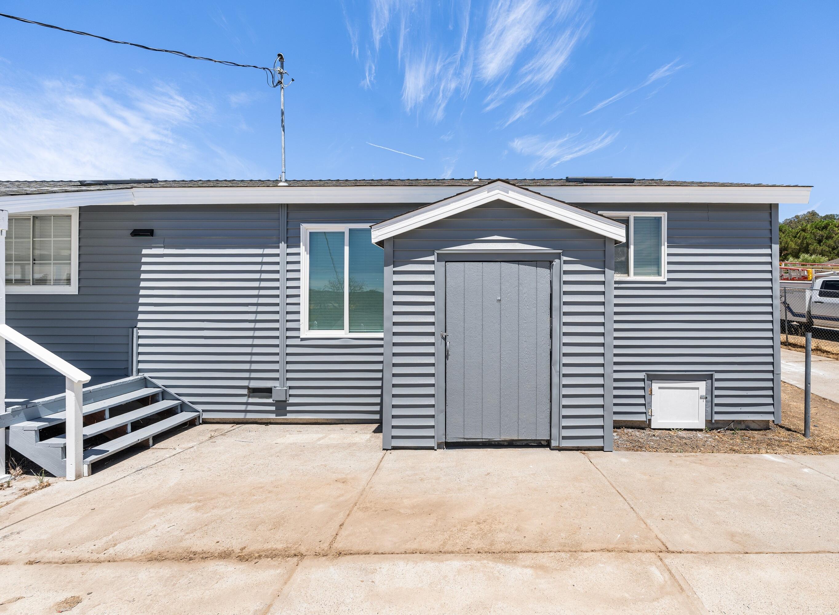 5002 Little John Rd, Copperopolis, CA 95228