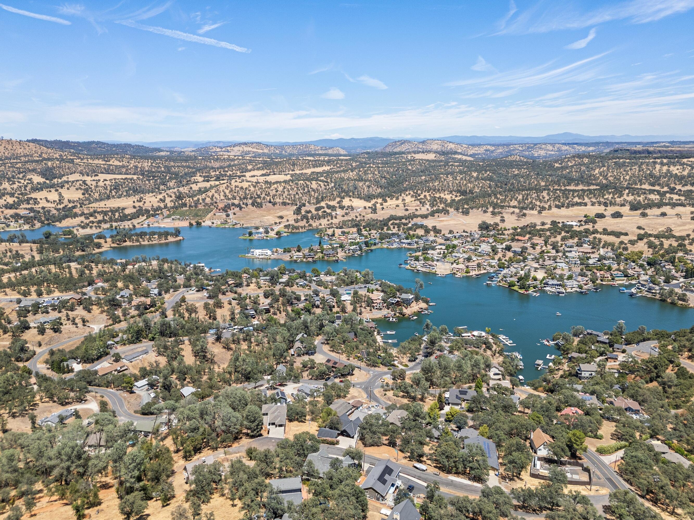 5002 Little John Rd, Copperopolis, CA 95228