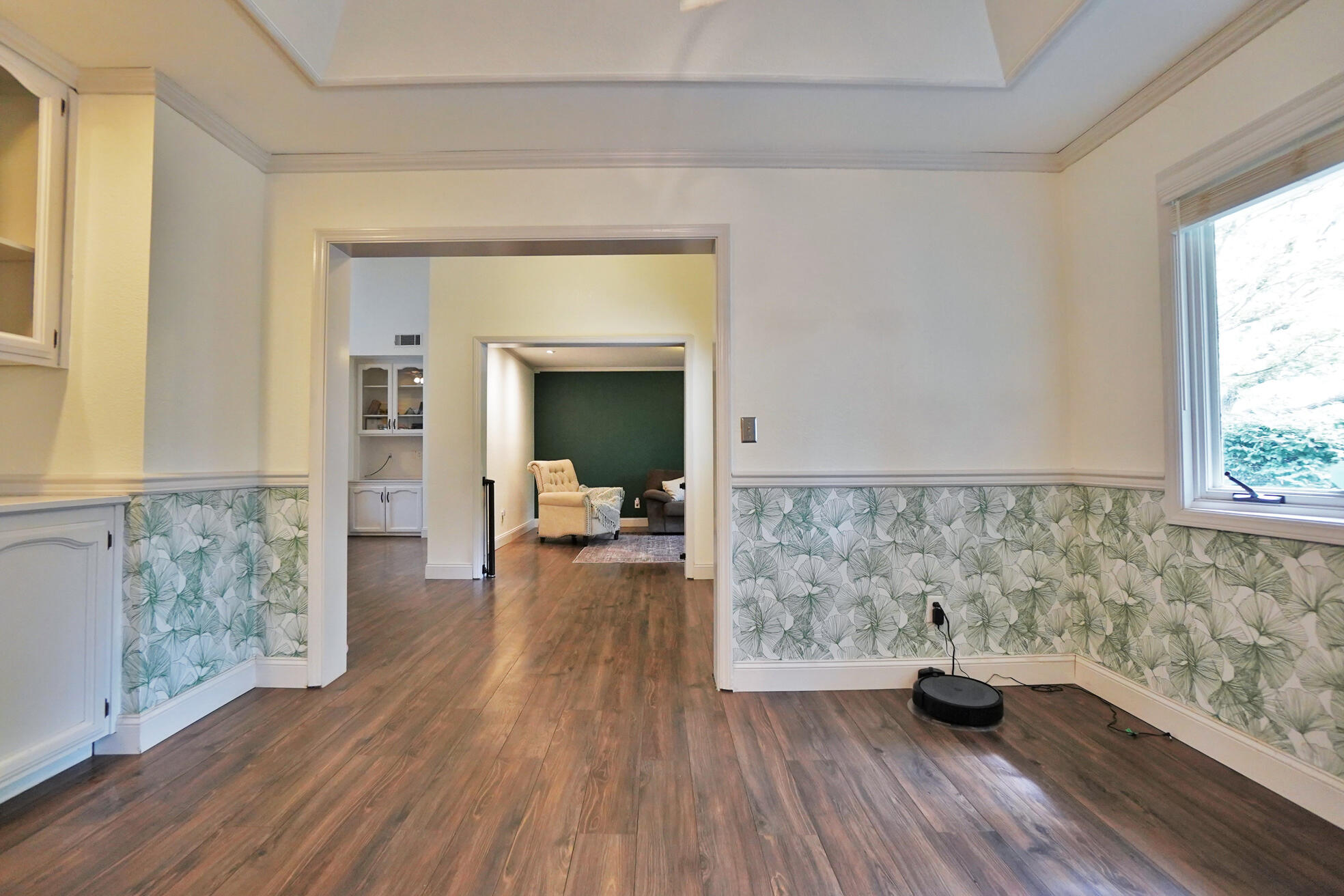 1105 N Cindy St, Visalia, CA 93291