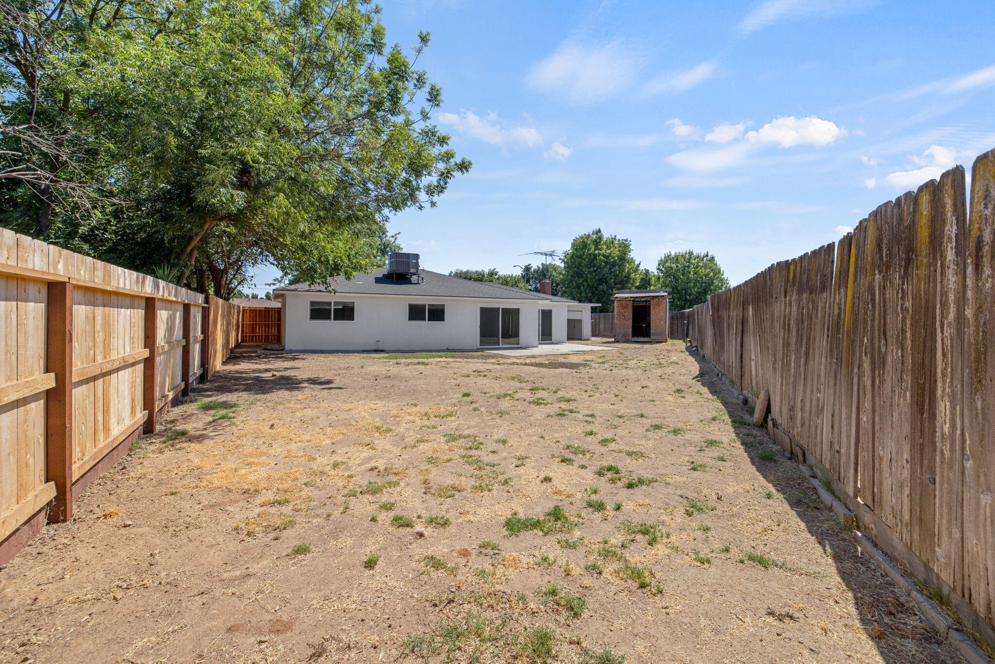 4625 N Holt Ave, Fresno, CA 93705