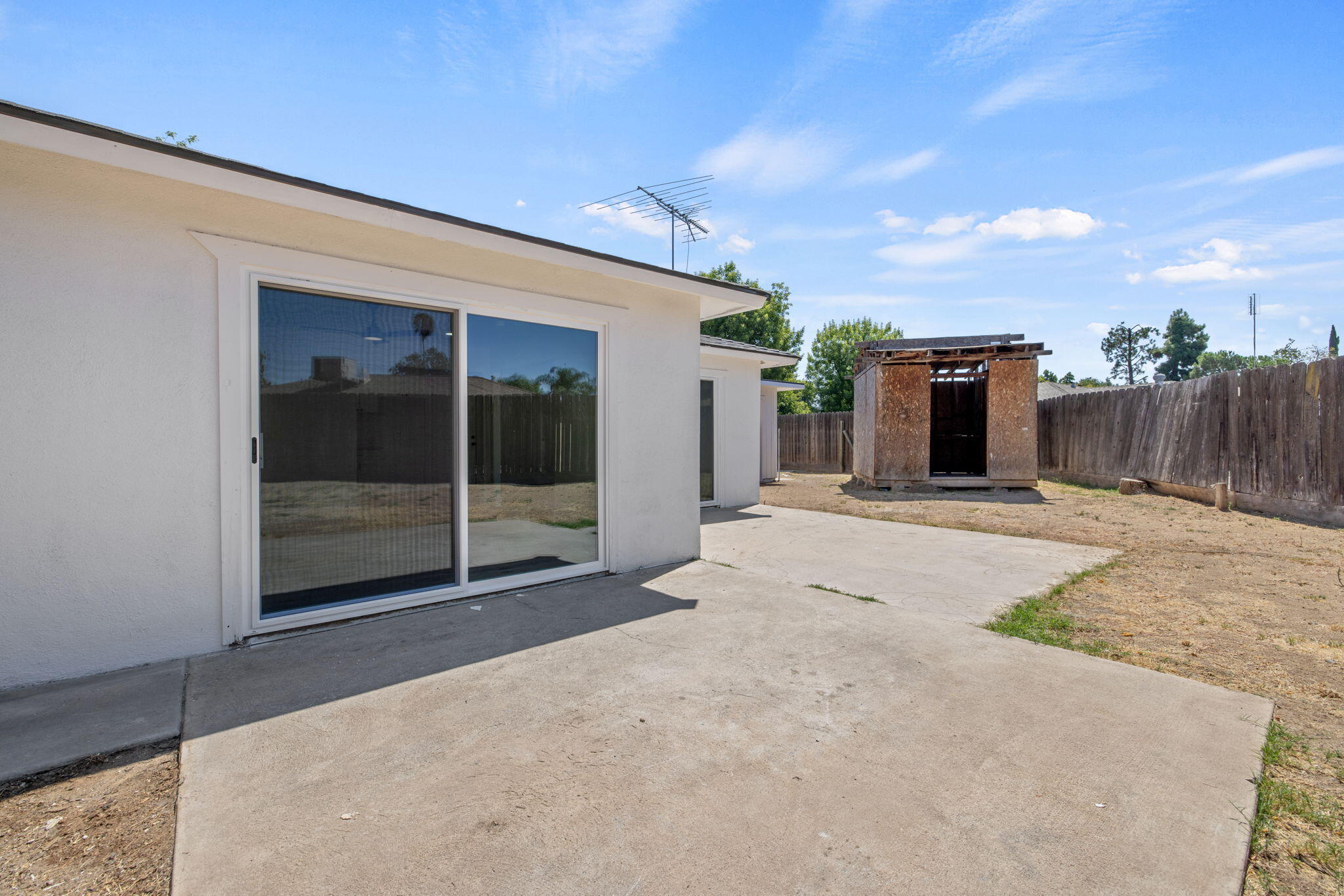 4625 N Holt Ave, Fresno, CA 93705