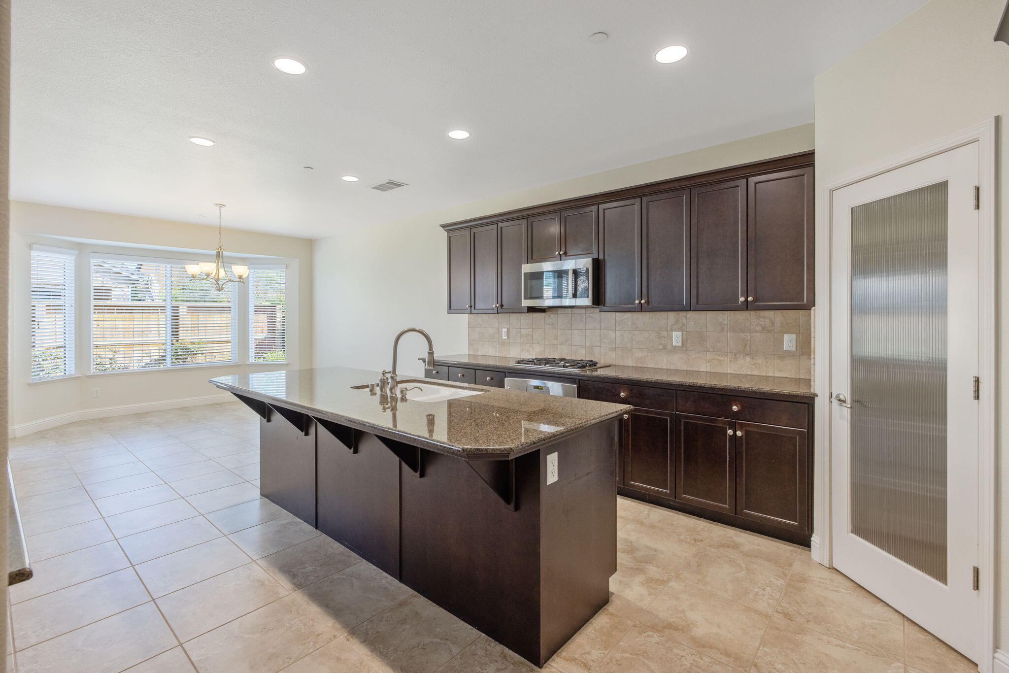 3825 Chessa Ln, Clovis, CA 93619