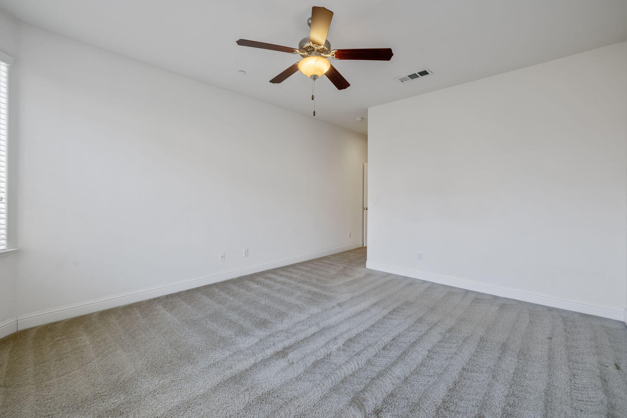 3825 Chessa Ln, Clovis, CA 93619