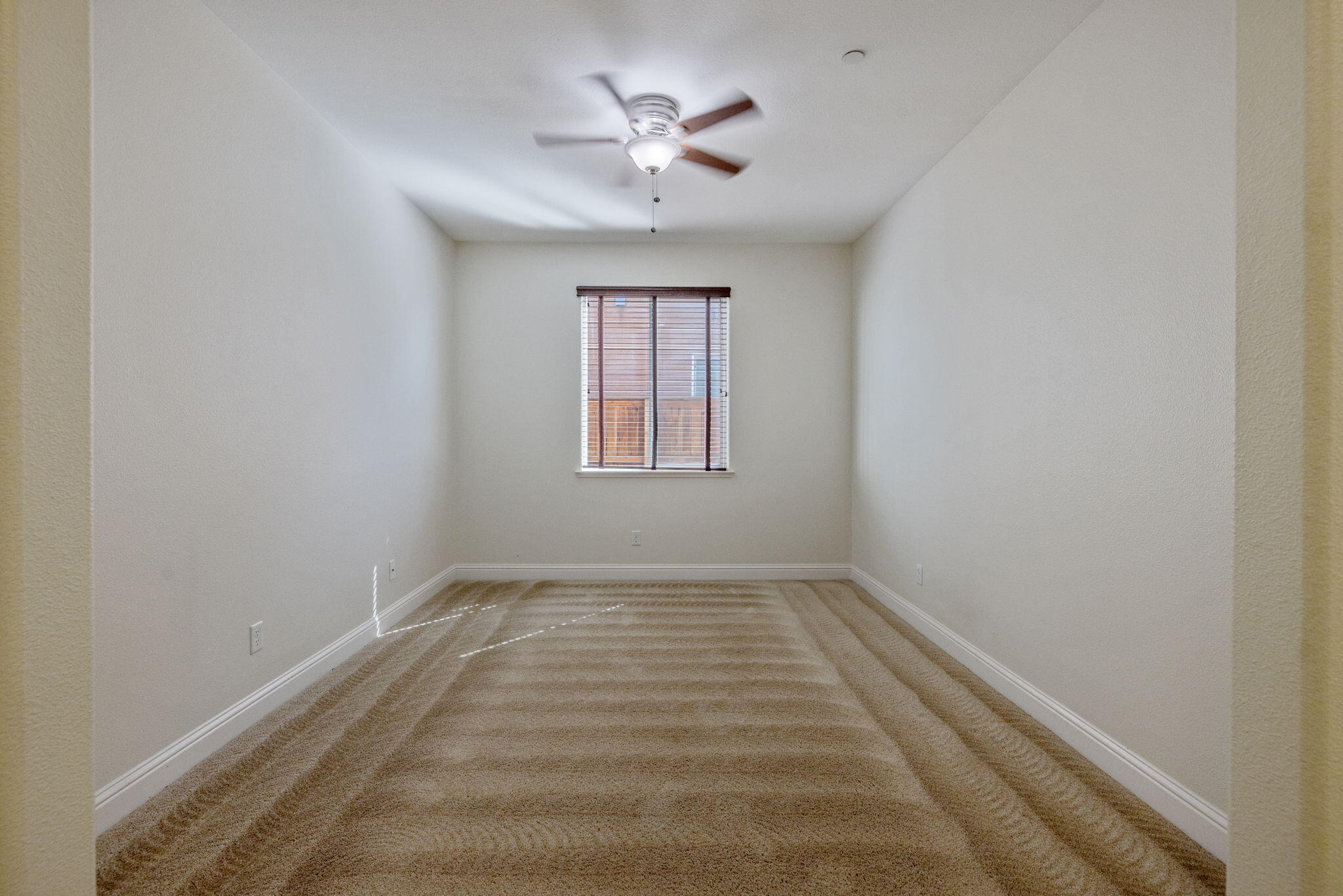 3825 Chessa Ln, Clovis, CA 93619