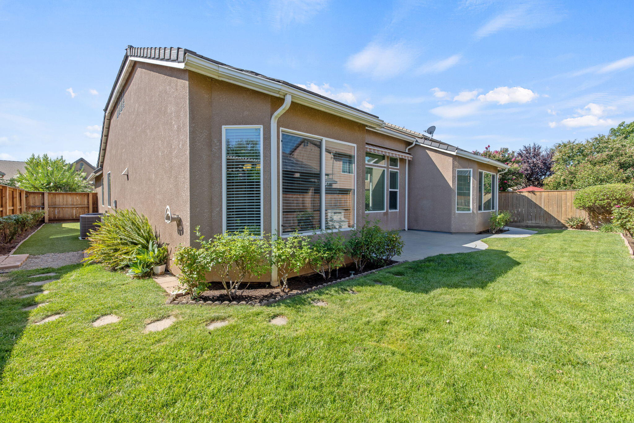 3825 Chessa Ln, Clovis, CA 93619