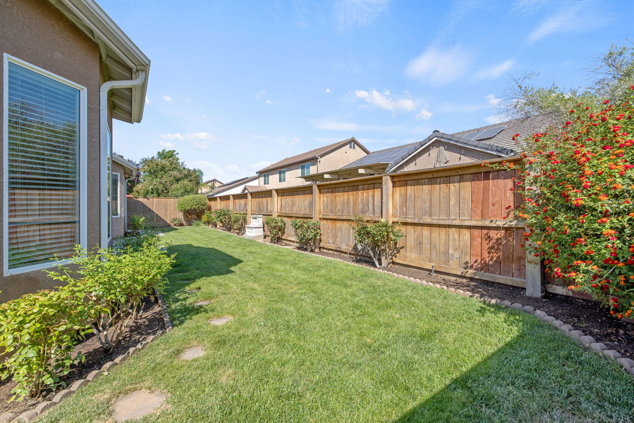 3825 Chessa Ln, Clovis, CA 93619