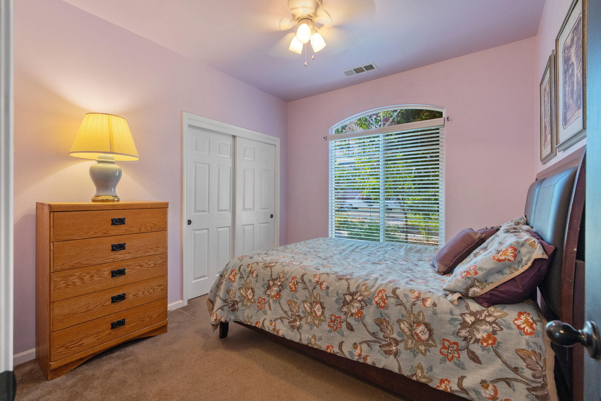 517 Yokut Ct, Woodlake, CA 93286