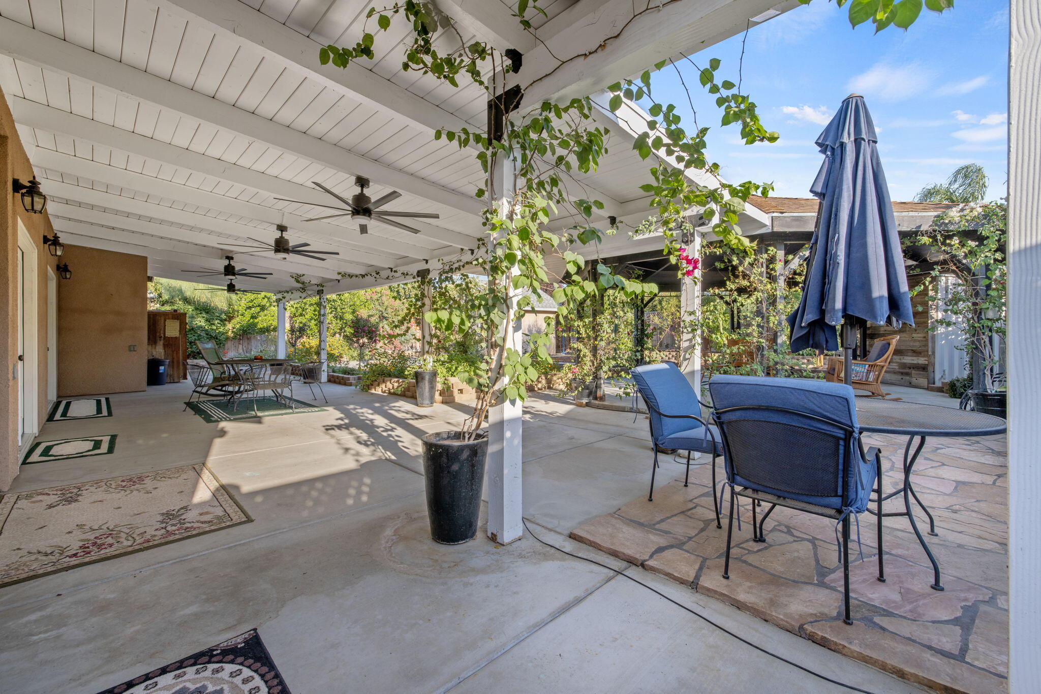 517 Yokut Ct, Woodlake, CA 93286