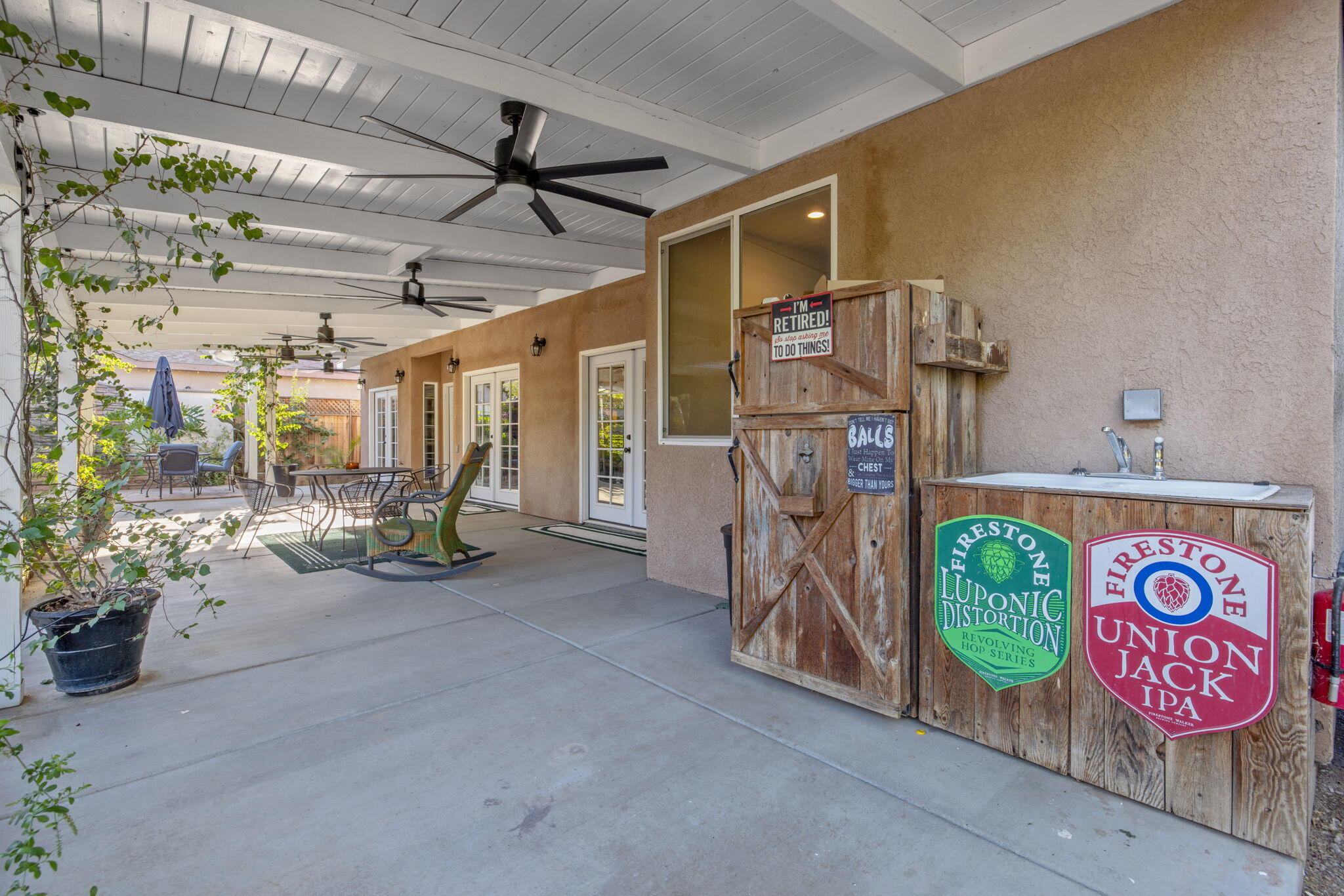 517 Yokut Ct, Woodlake, CA 93286