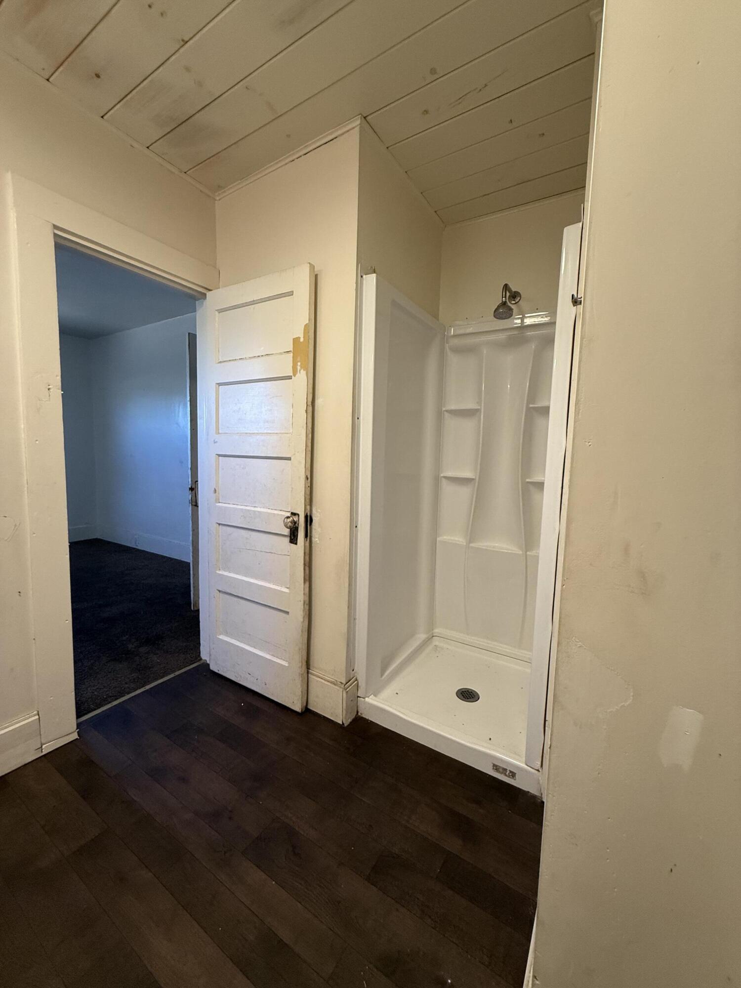 2234 Young St, Selma, CA 93662