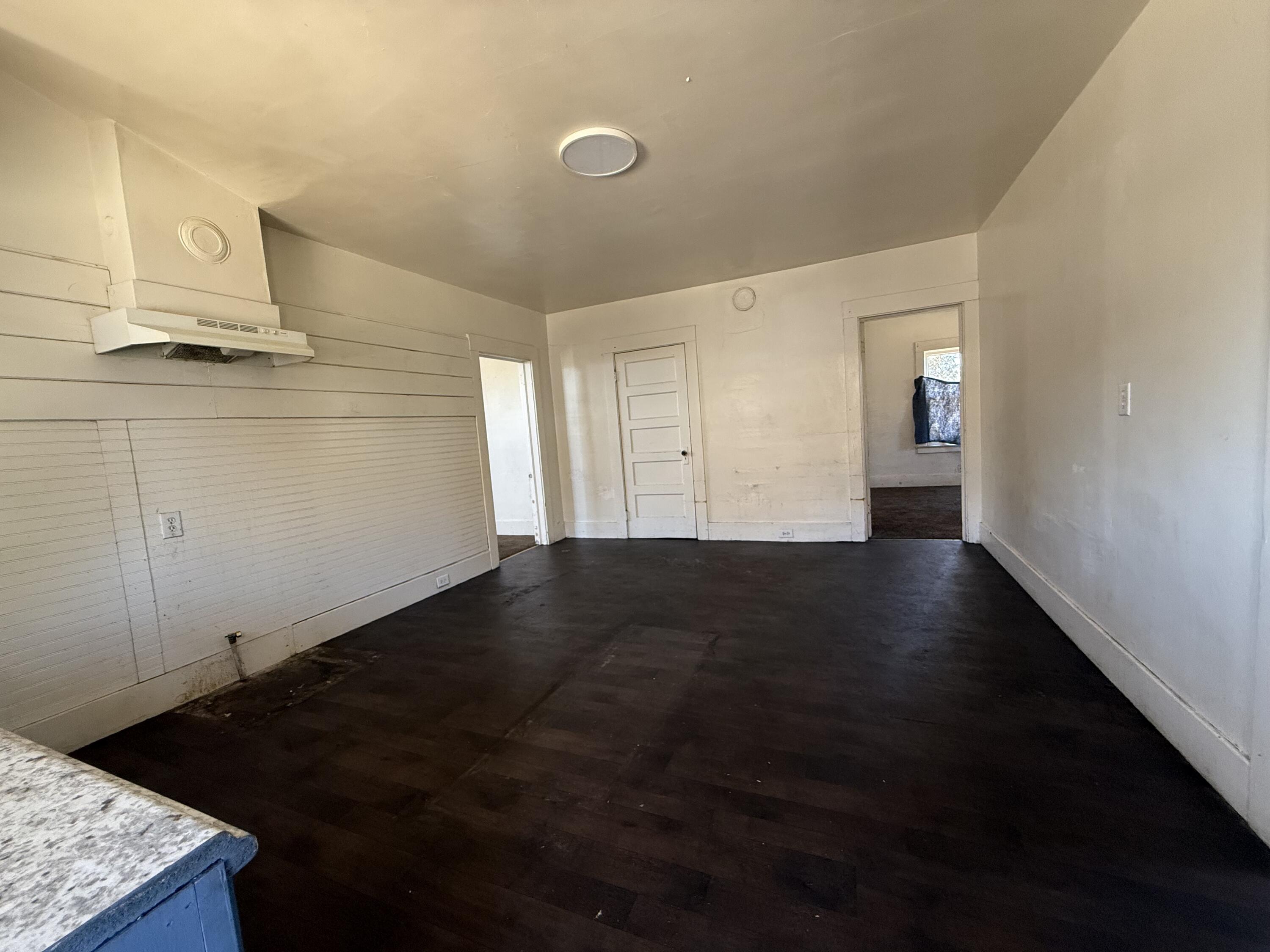 2234 Young St, Selma, CA 93662