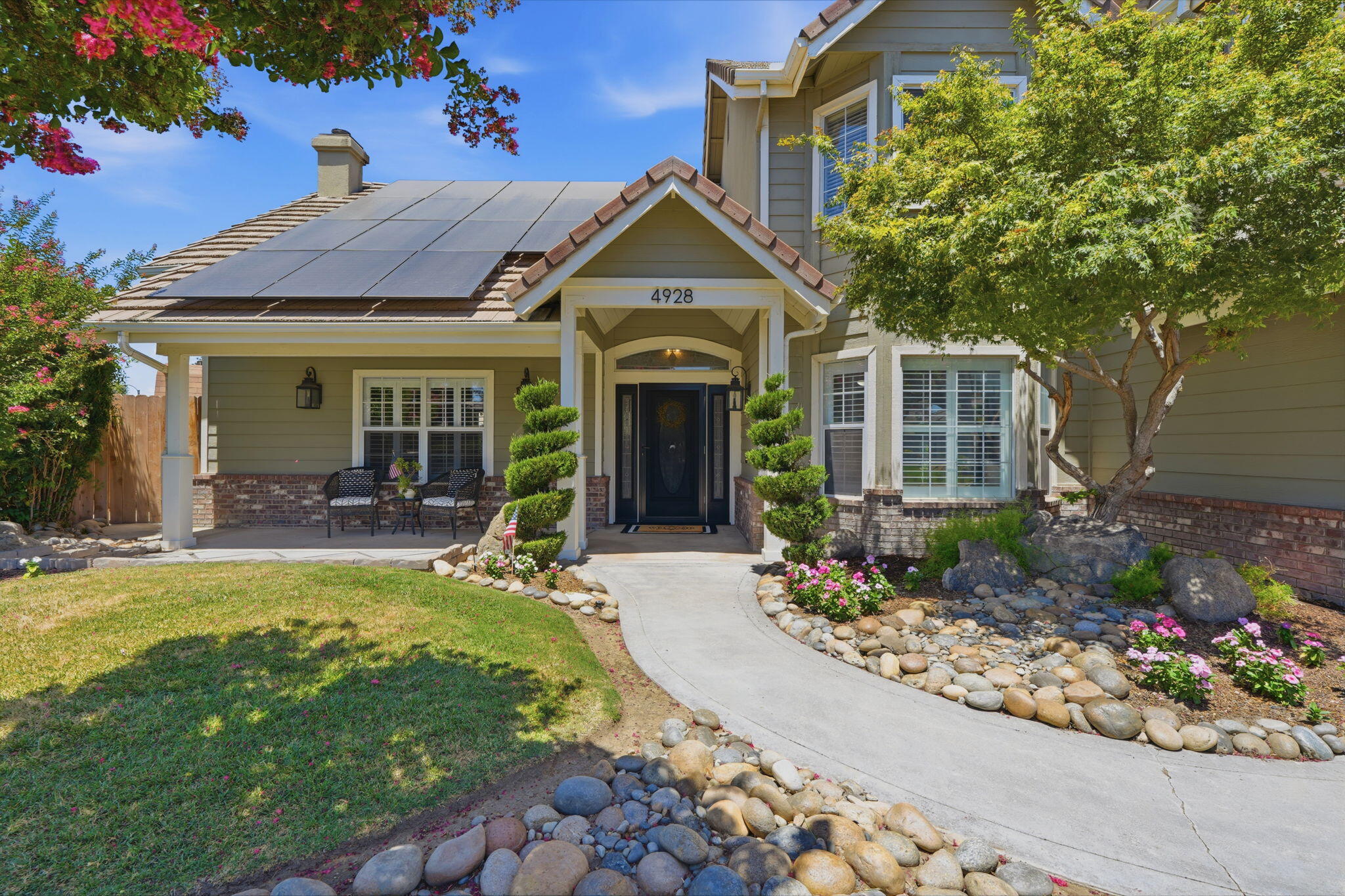 4928 W Monte Verde Ct, Visalia, CA 93277