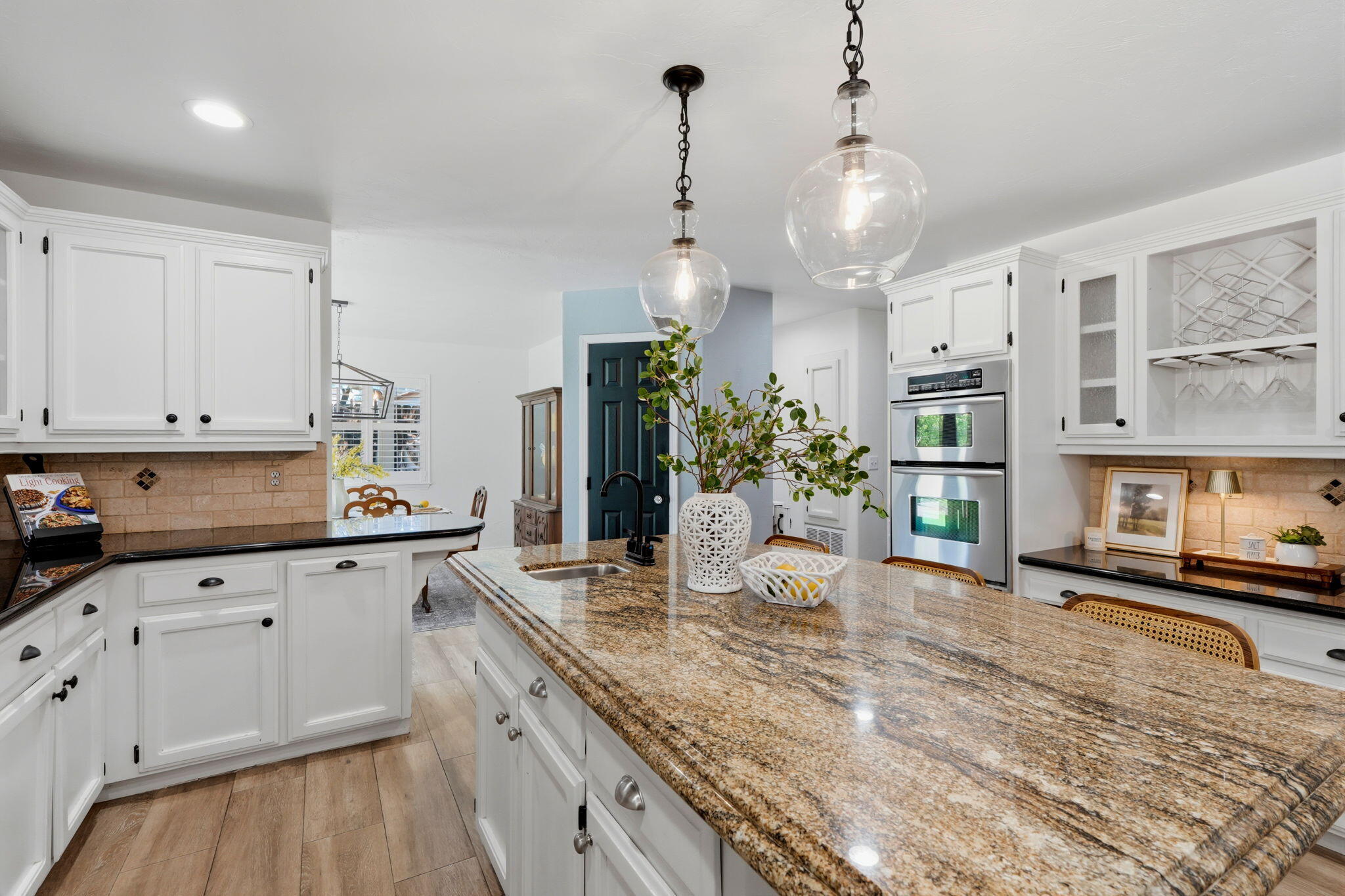 4928 W Monte Verde Ct, Visalia, CA 93277