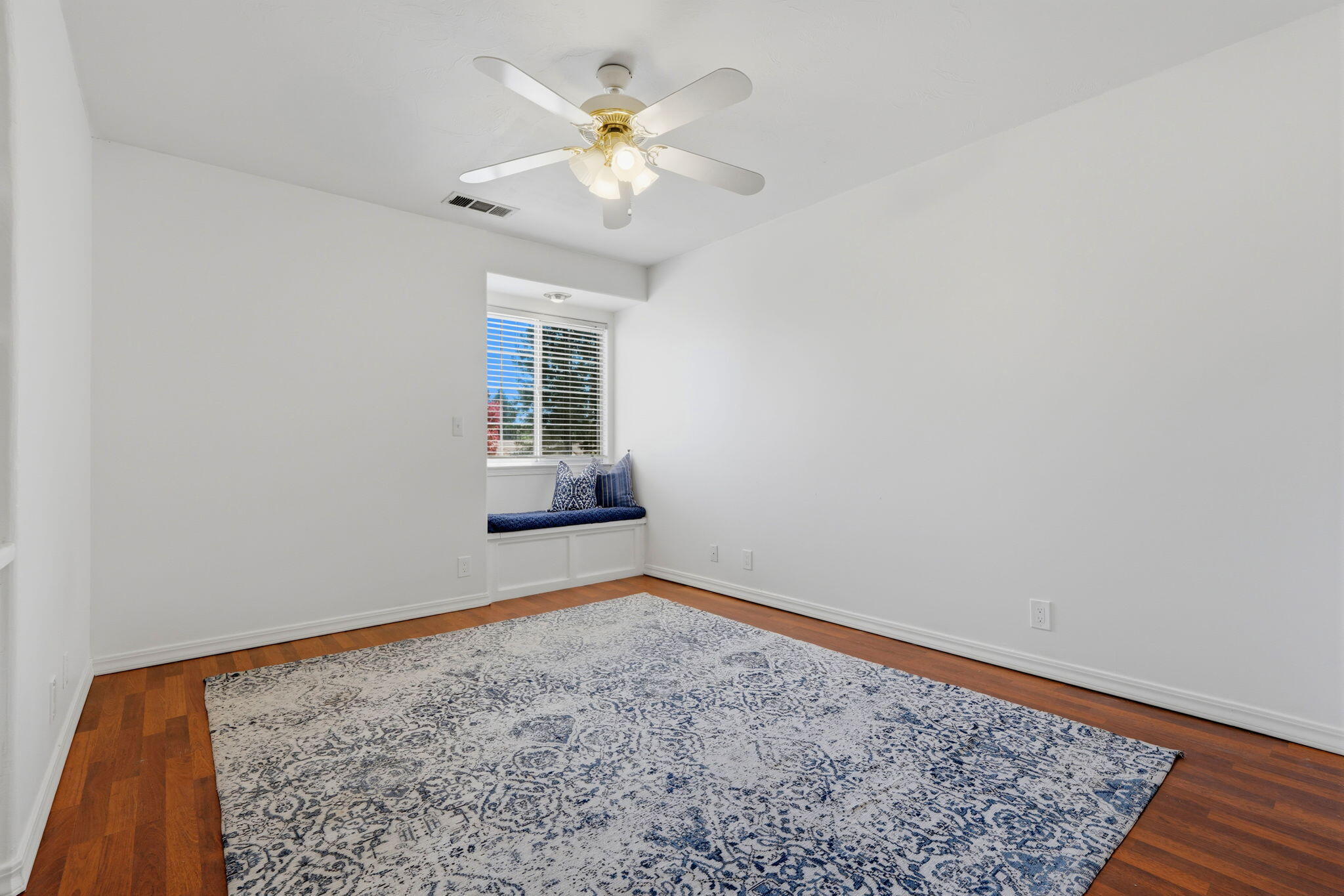 4928 W Monte Verde Ct, Visalia, CA 93277