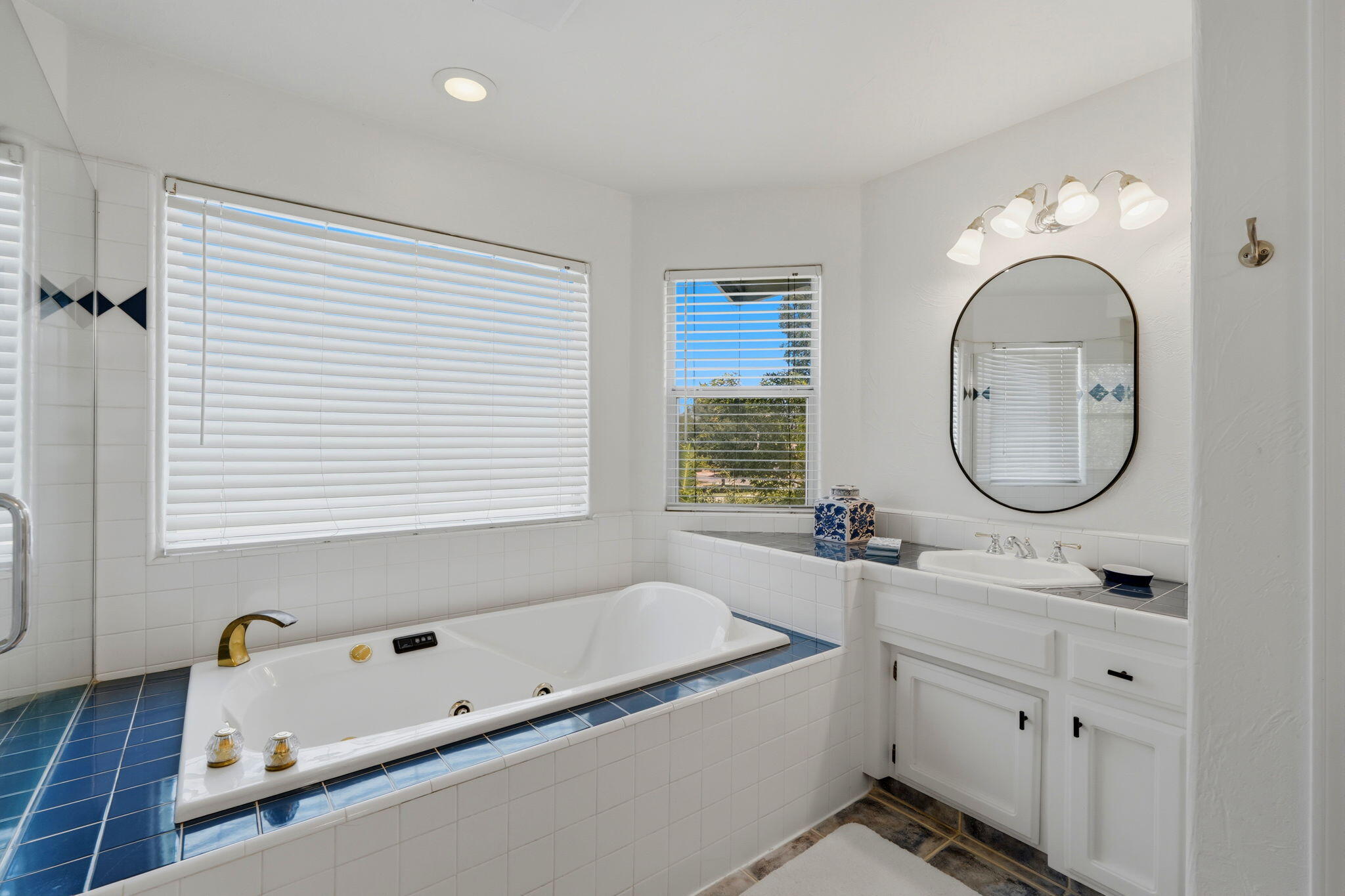4928 W Monte Verde Ct, Visalia, CA 93277