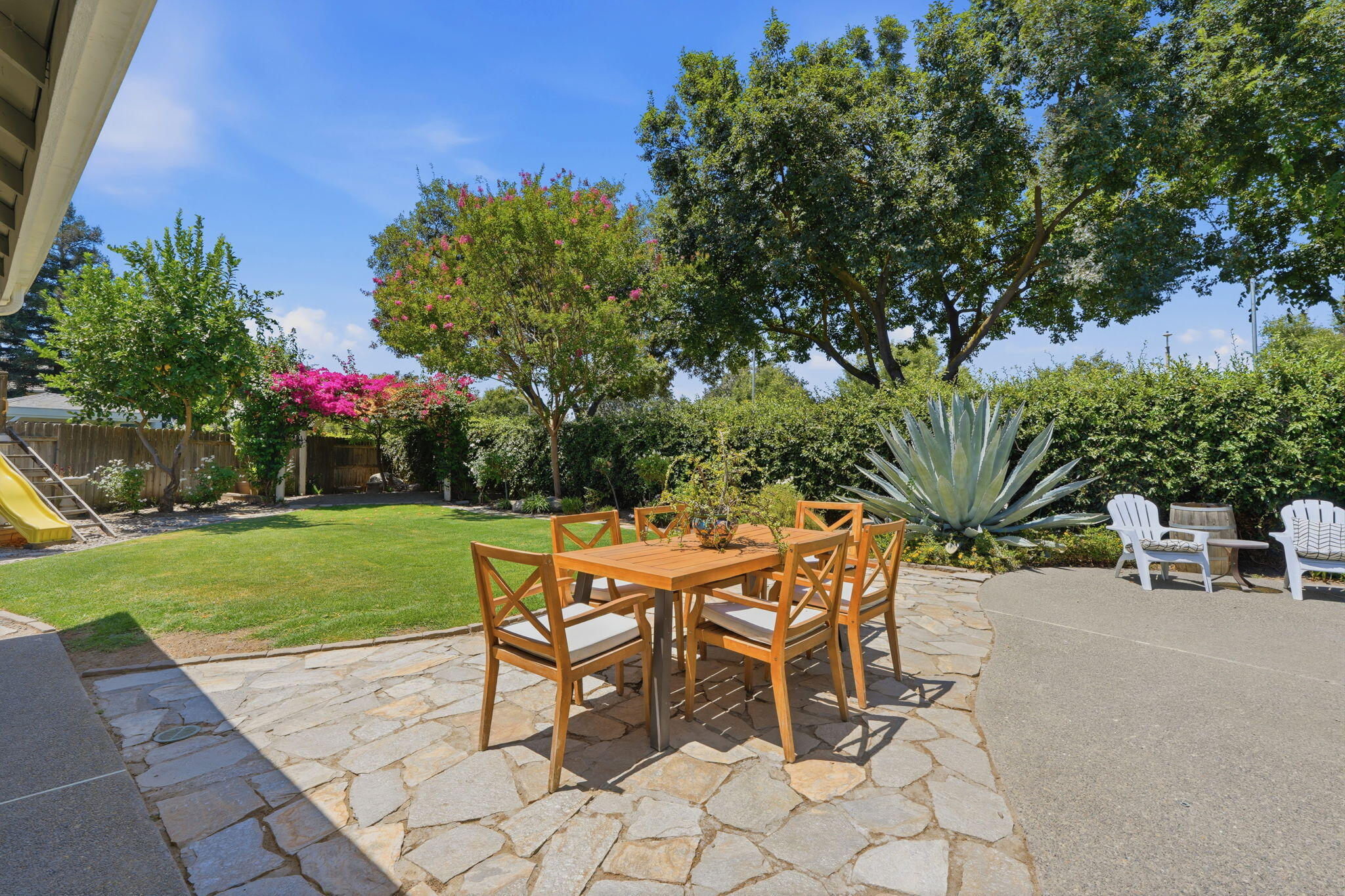 4928 W Monte Verde Ct, Visalia, CA 93277