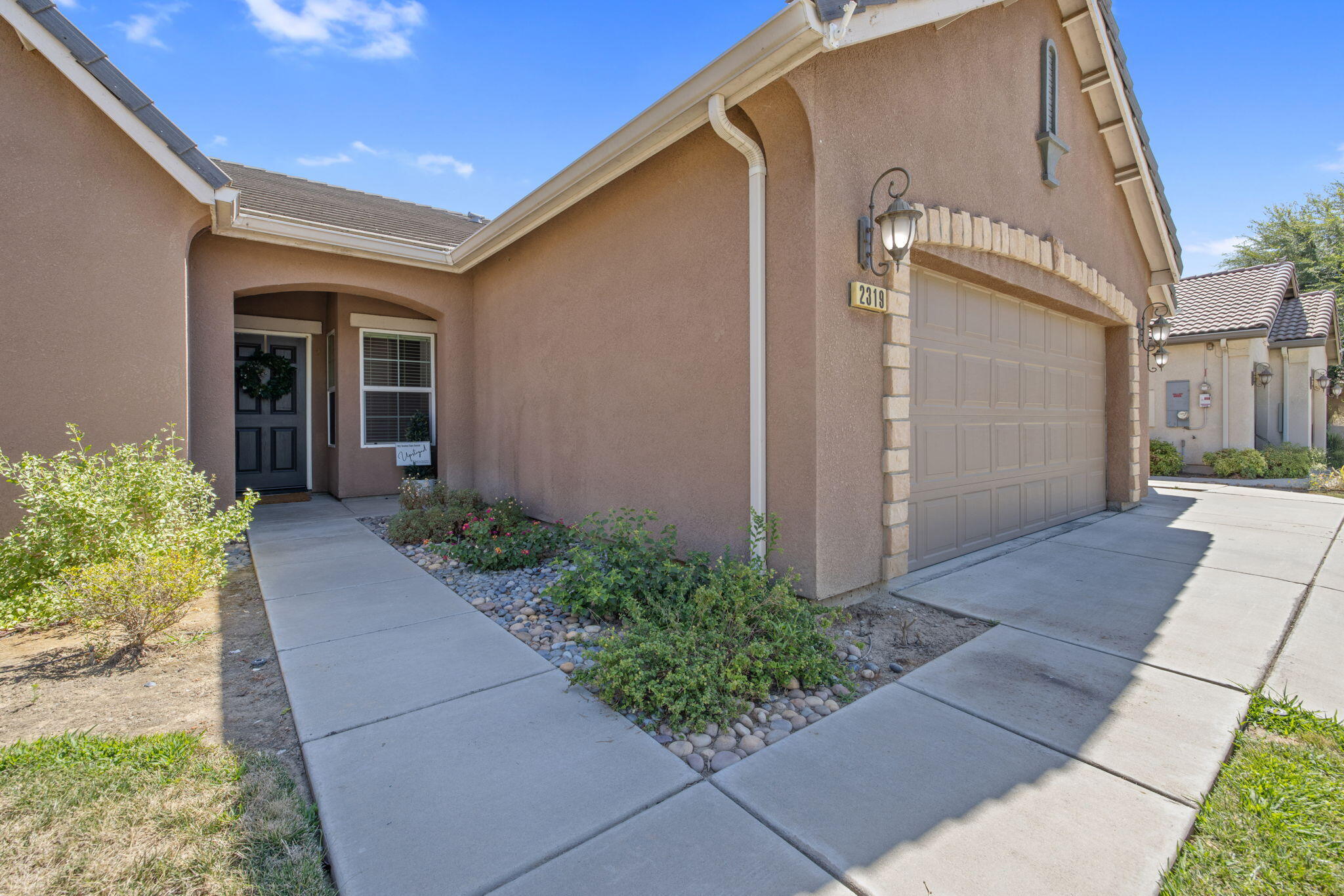 2319 W Tyler Ave, Visalia, CA 93291