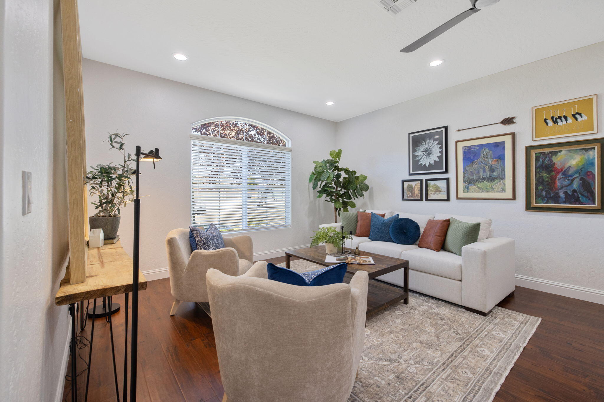 2319 W Tyler Ave, Visalia, CA 93291