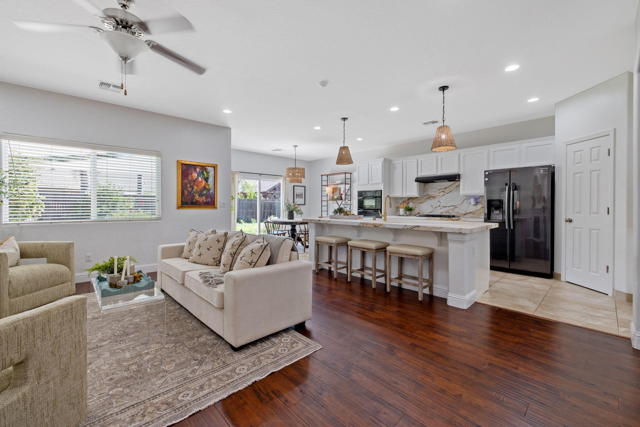 2319 W Tyler Ave, Visalia, CA 93291
