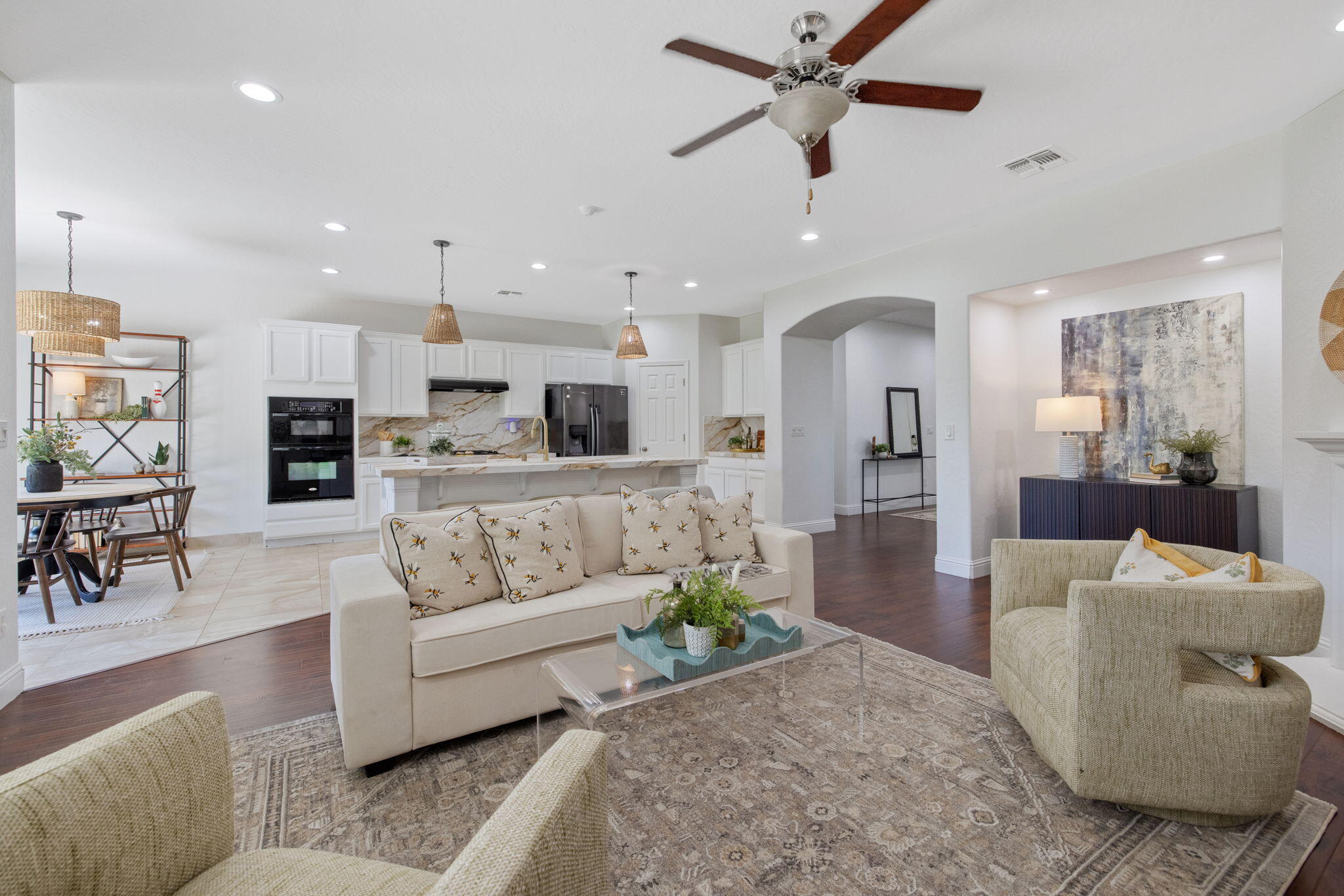2319 W Tyler Ave, Visalia, CA 93291