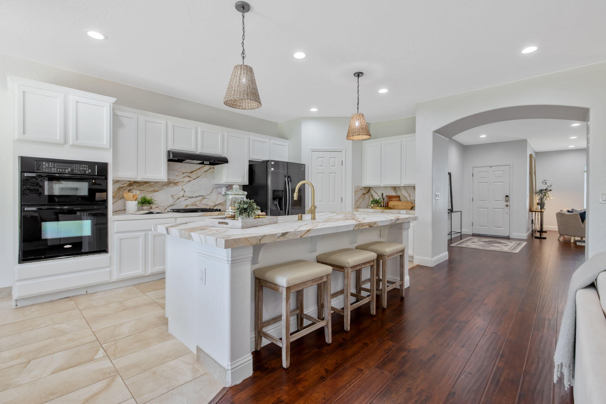 2319 W Tyler Ave, Visalia, CA 93291