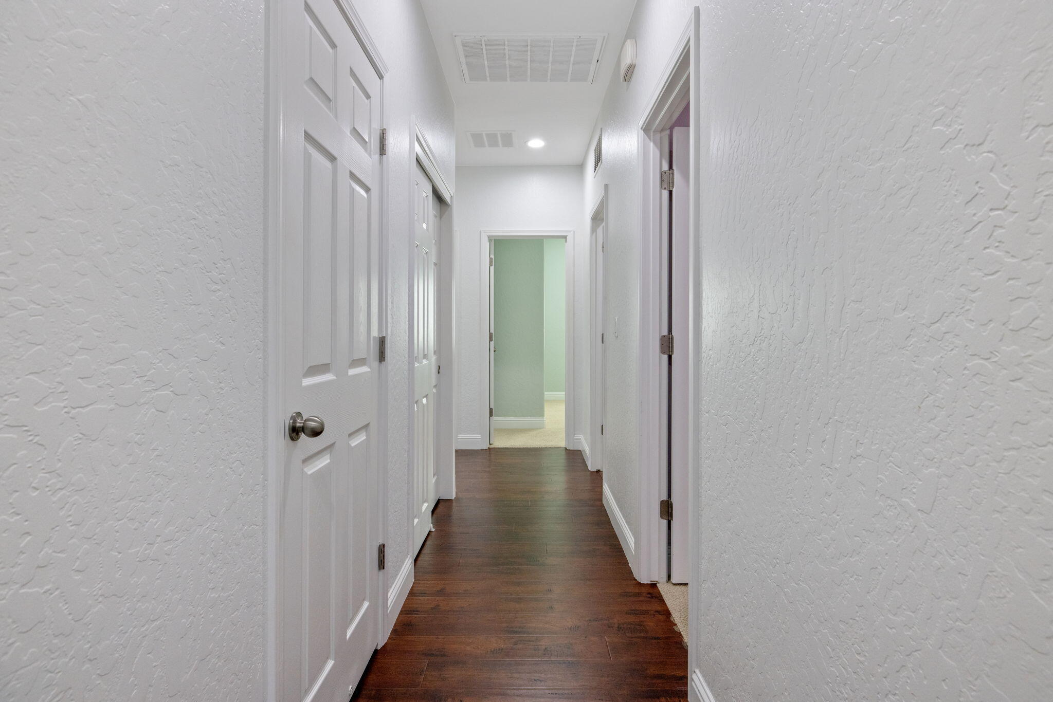 2319 W Tyler Ave, Visalia, CA 93291