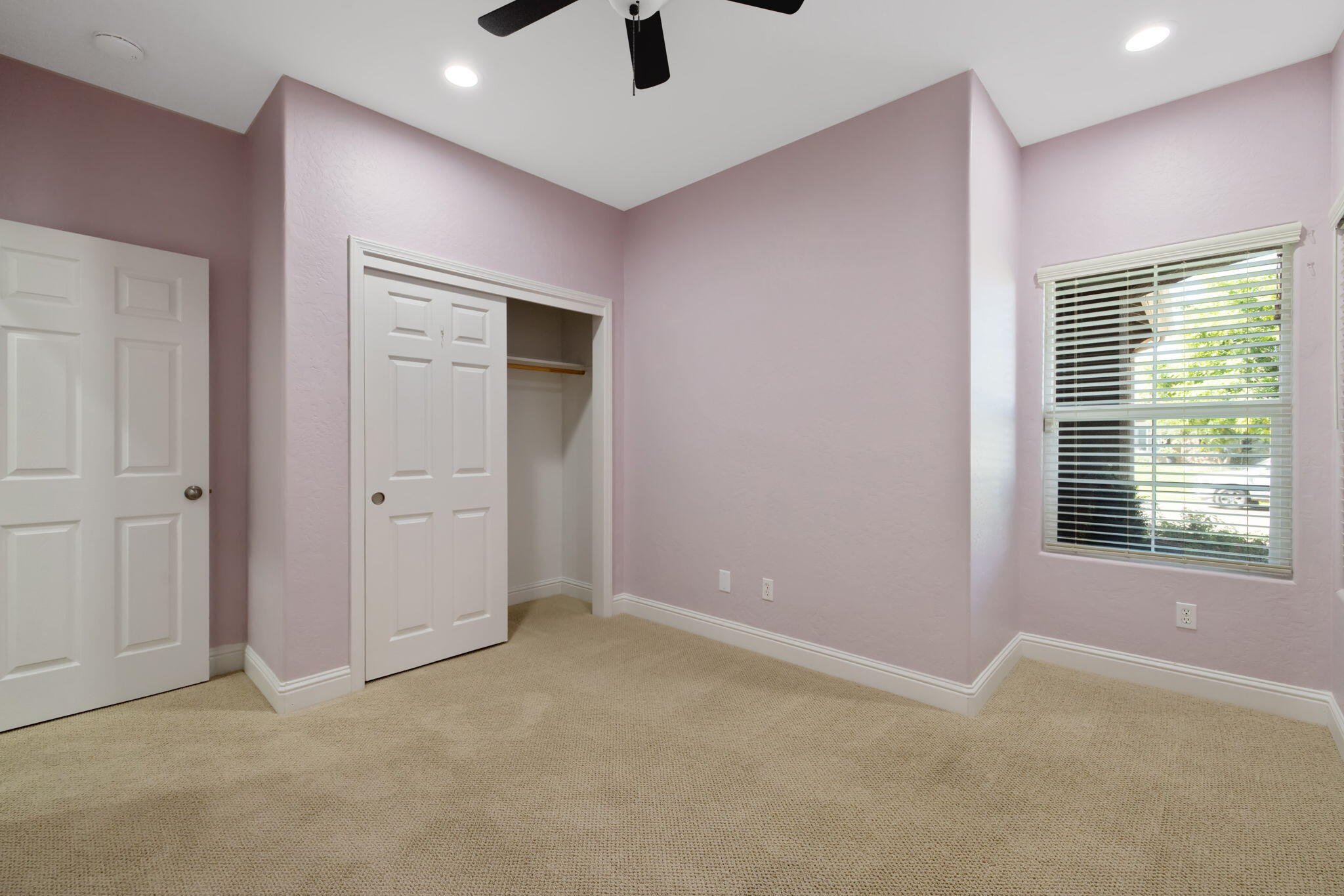 2319 W Tyler Ave, Visalia, CA 93291