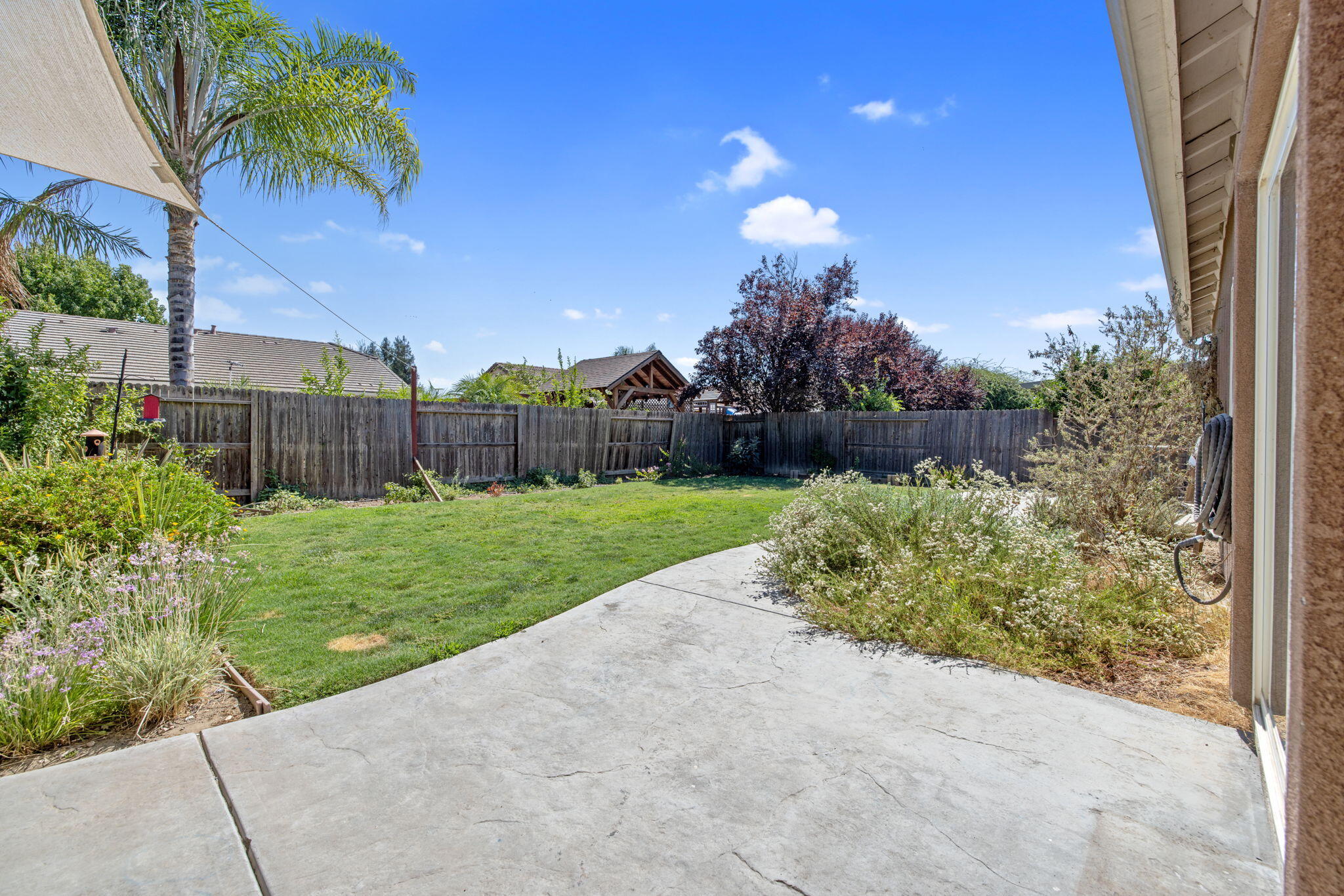 2319 W Tyler Ave, Visalia, CA 93291