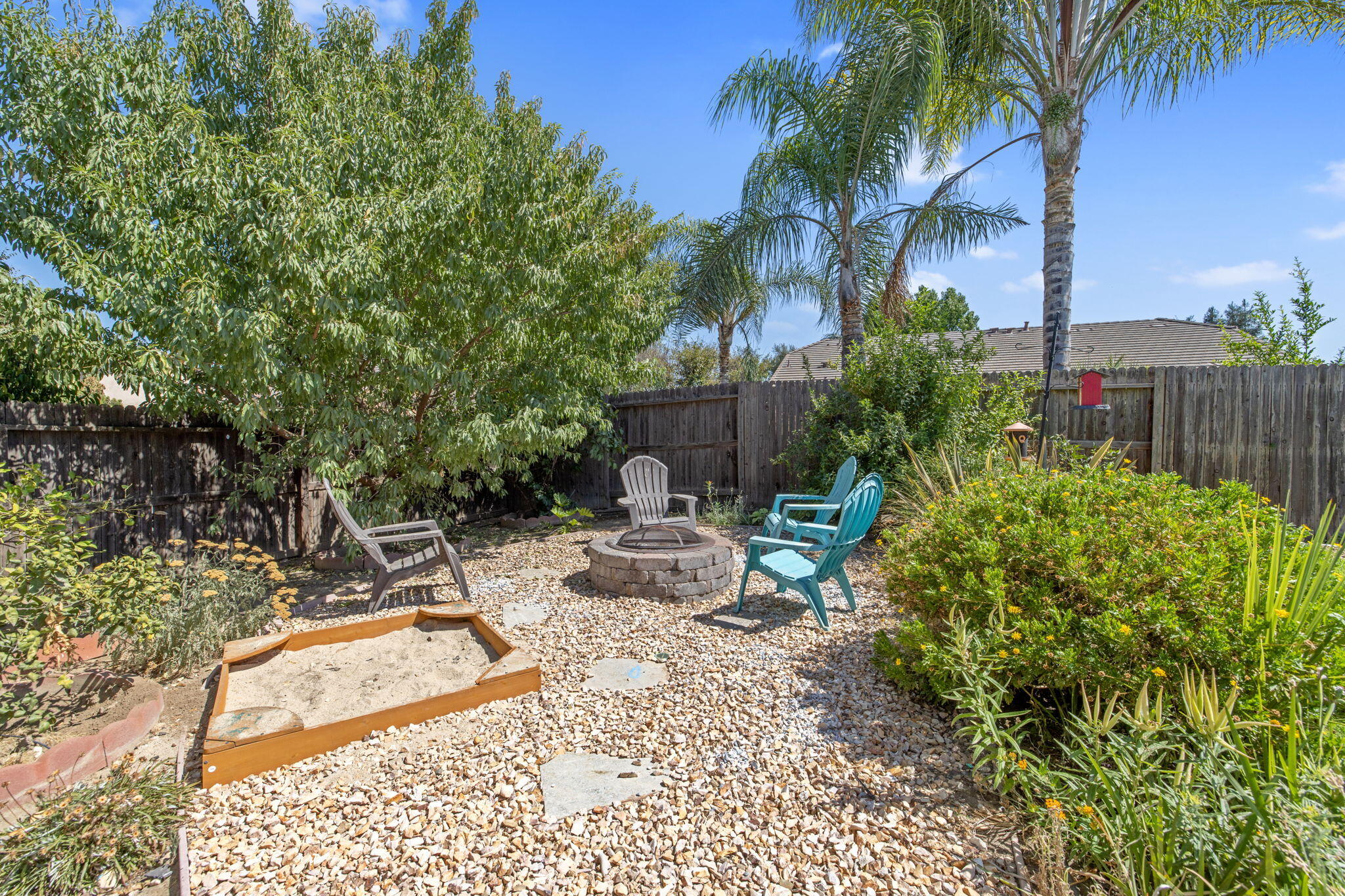 2319 W Tyler Ave, Visalia, CA 93291