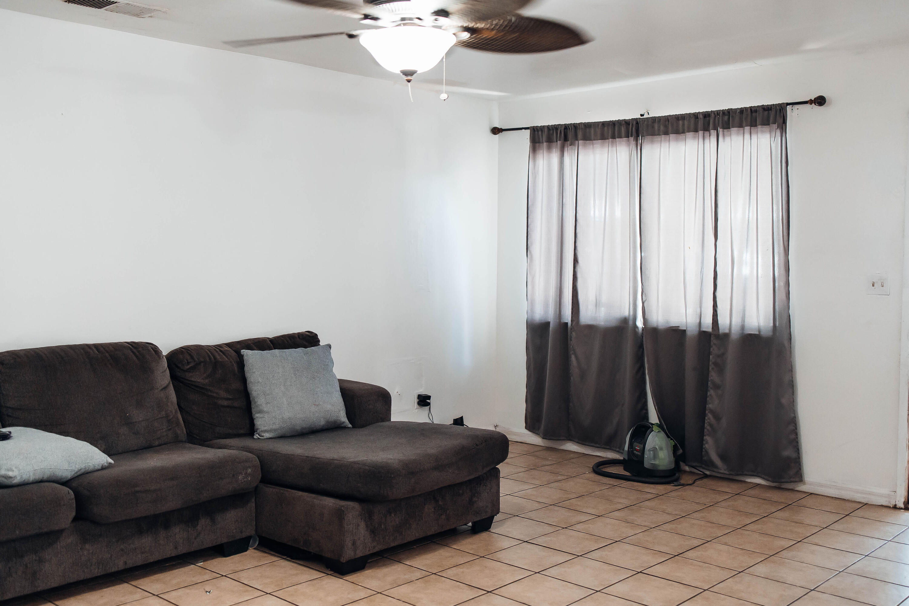 831 Forrester Ct, Porterville, CA 93257