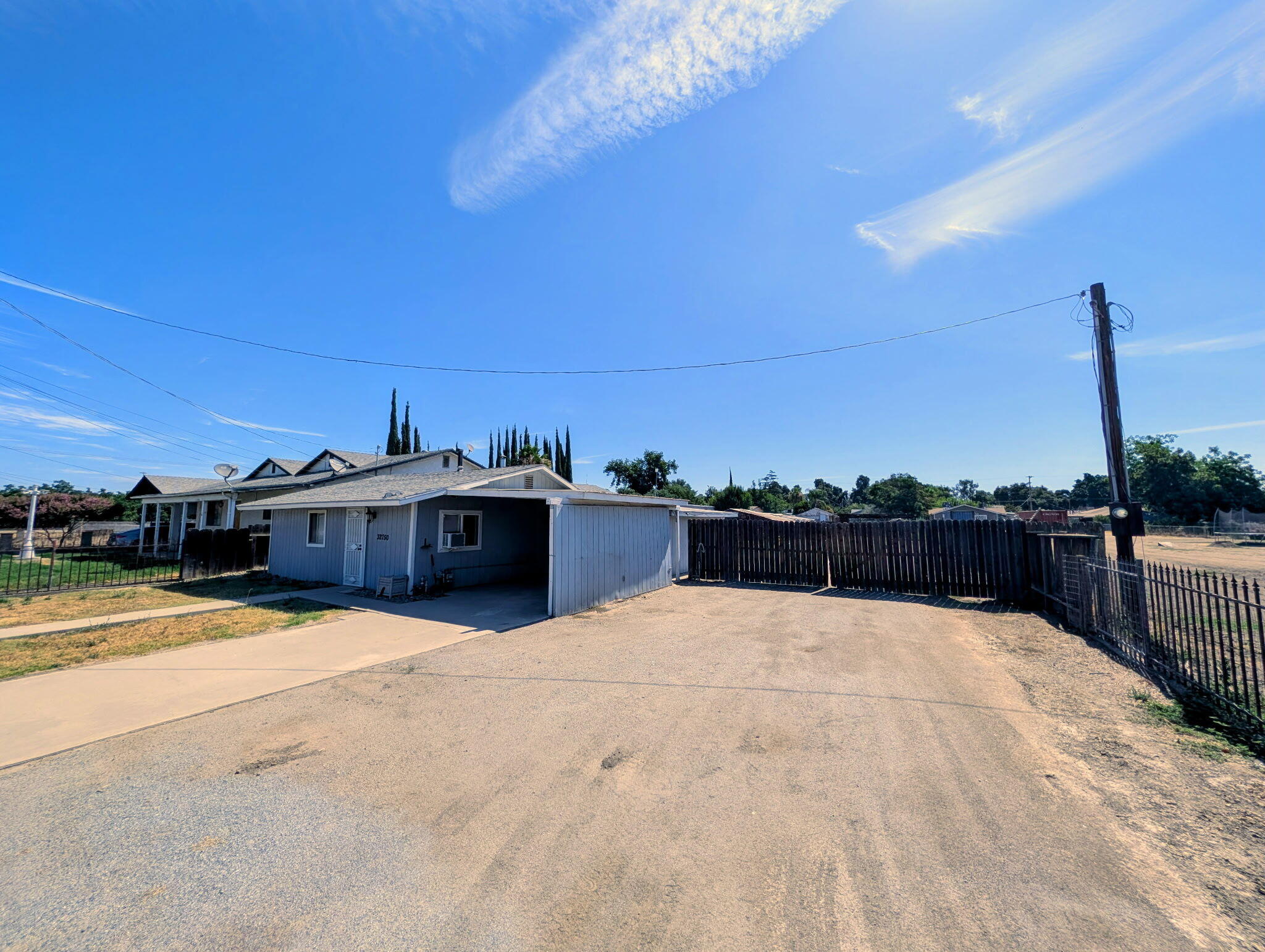 32750 Lincoln Rd, Visalia, CA 93291